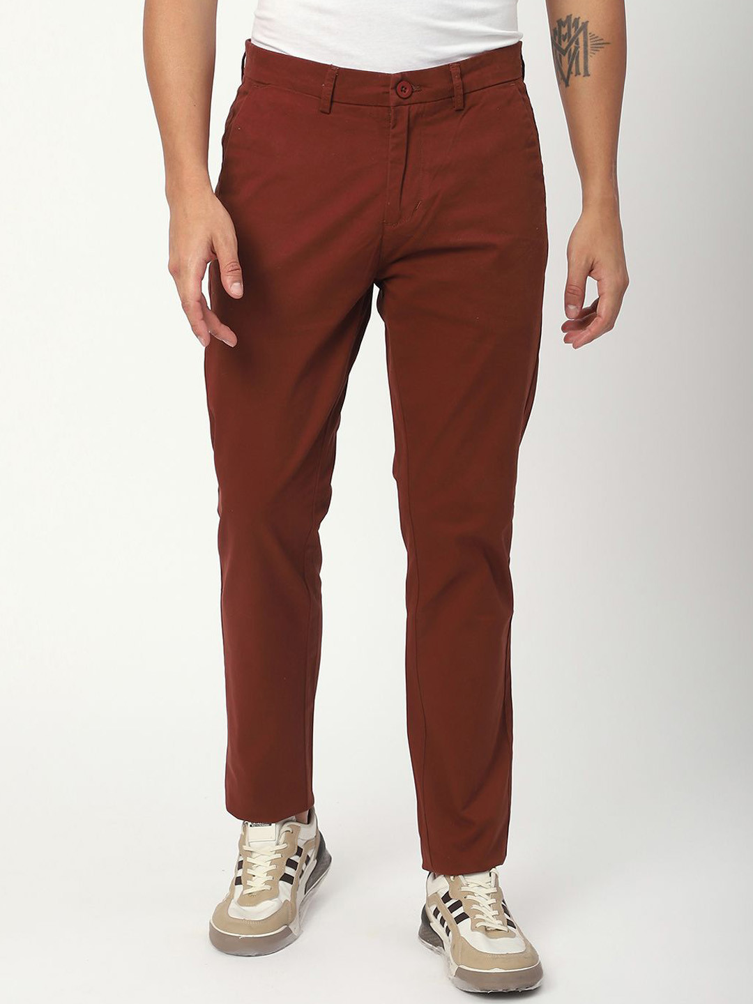 Stitch Hub Men Mid-Rise Tapered Fit Chinos