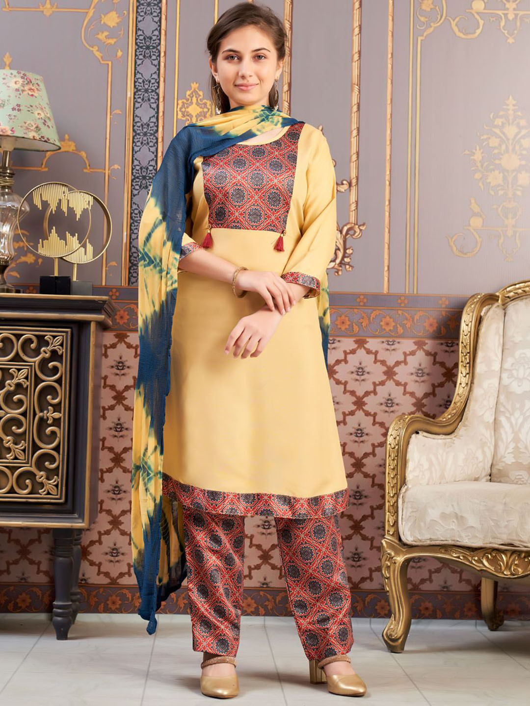 Sangria Girls Damask Ethnic Motifs Printed Straight Kurta