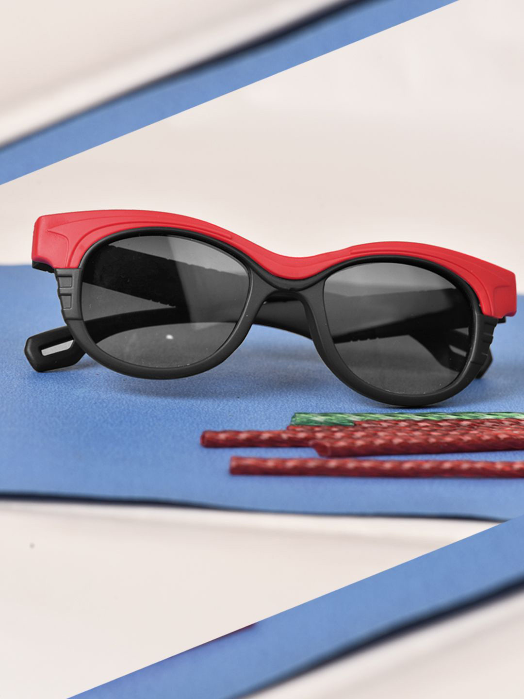 FROGGY Kids Round Sunglasses with UV Protected Lens FGSG-8239A-BK