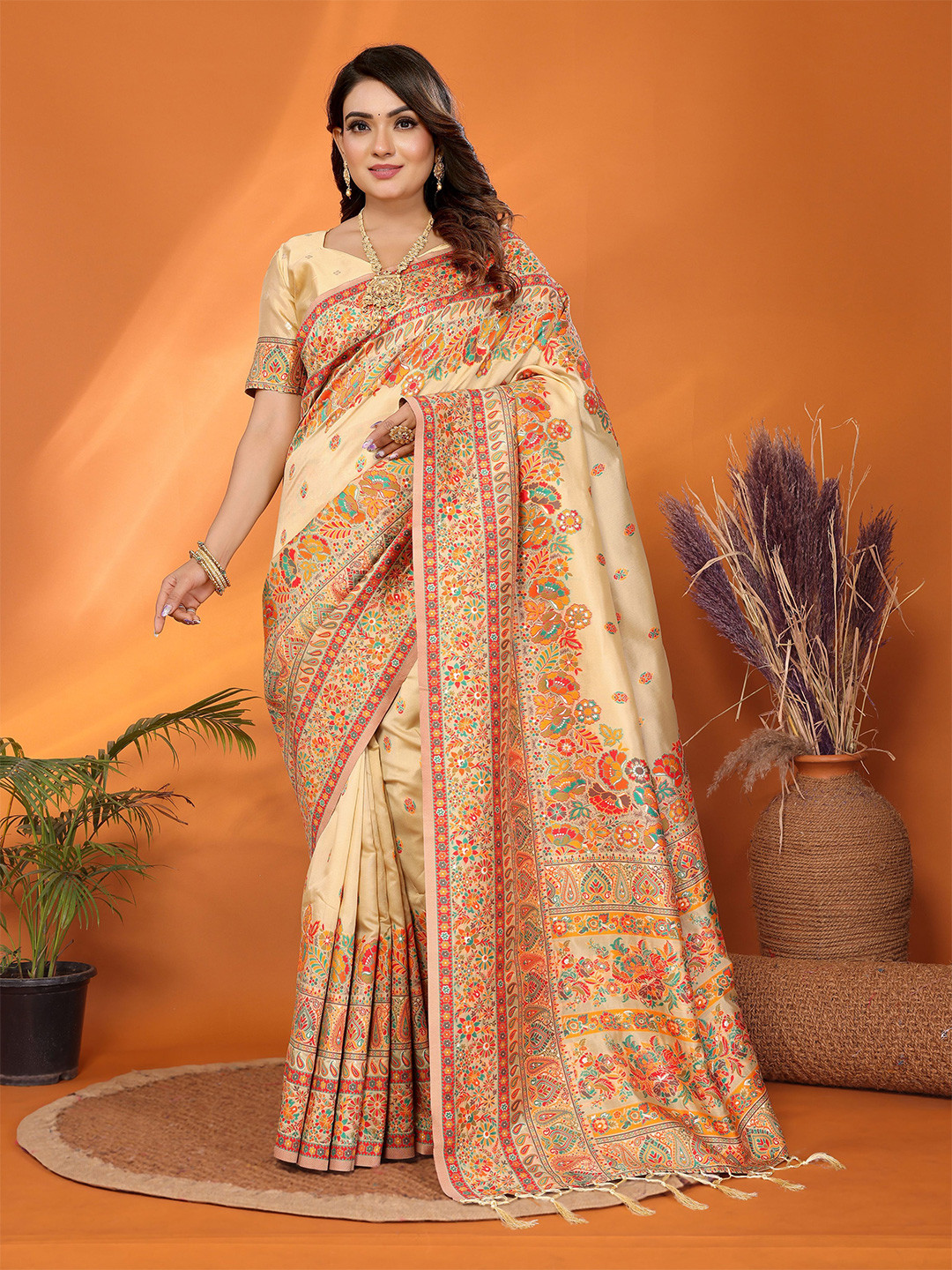 Munir Ethnic Motifs Woven Design Minakari Work Pashmina Banarasi Saree