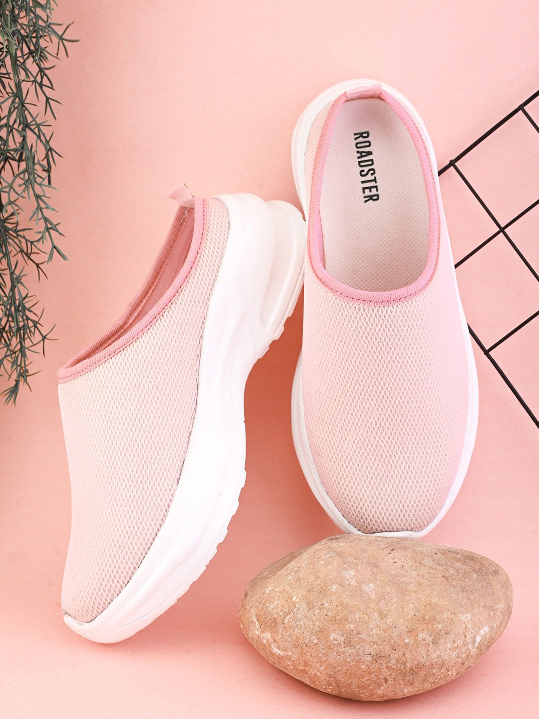 The Roadster Lifestyle Co Women Slip-ons Mules