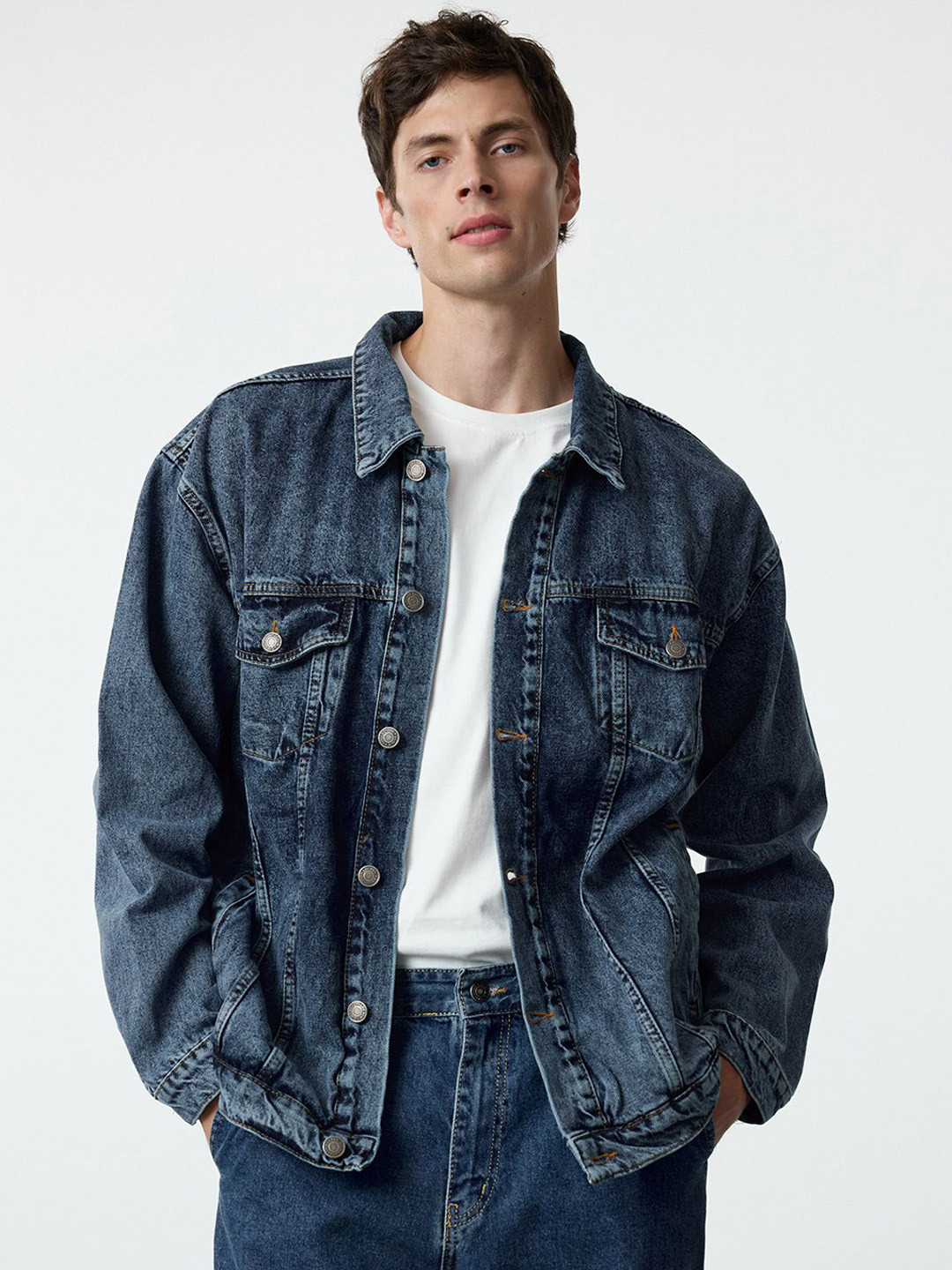 Trendyol Men Solid Cotton Oversized Denim Jacket