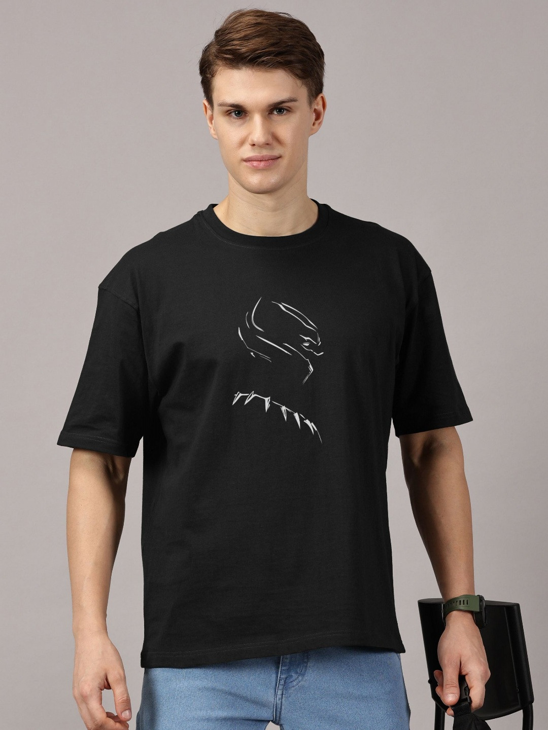 LEON Men Black Panther Graphic Relaxed Fit T-shirt