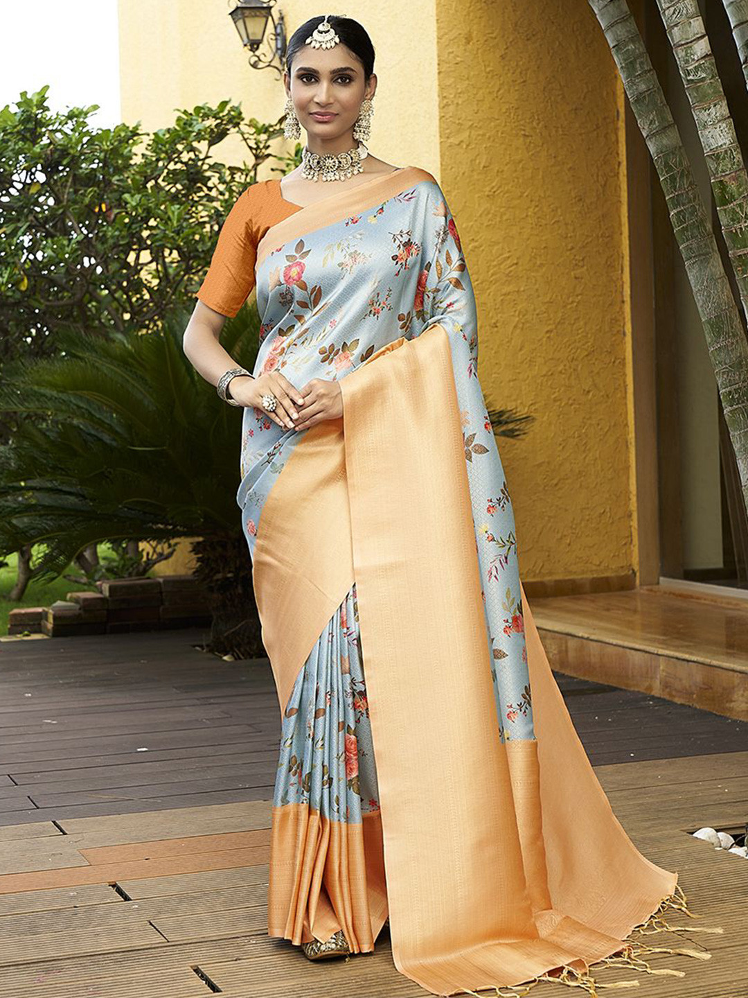 HERE&NOW Women's Floral Zari PURE CREPE DIGITAL ETHNIC MOTIF ZARI BORDER