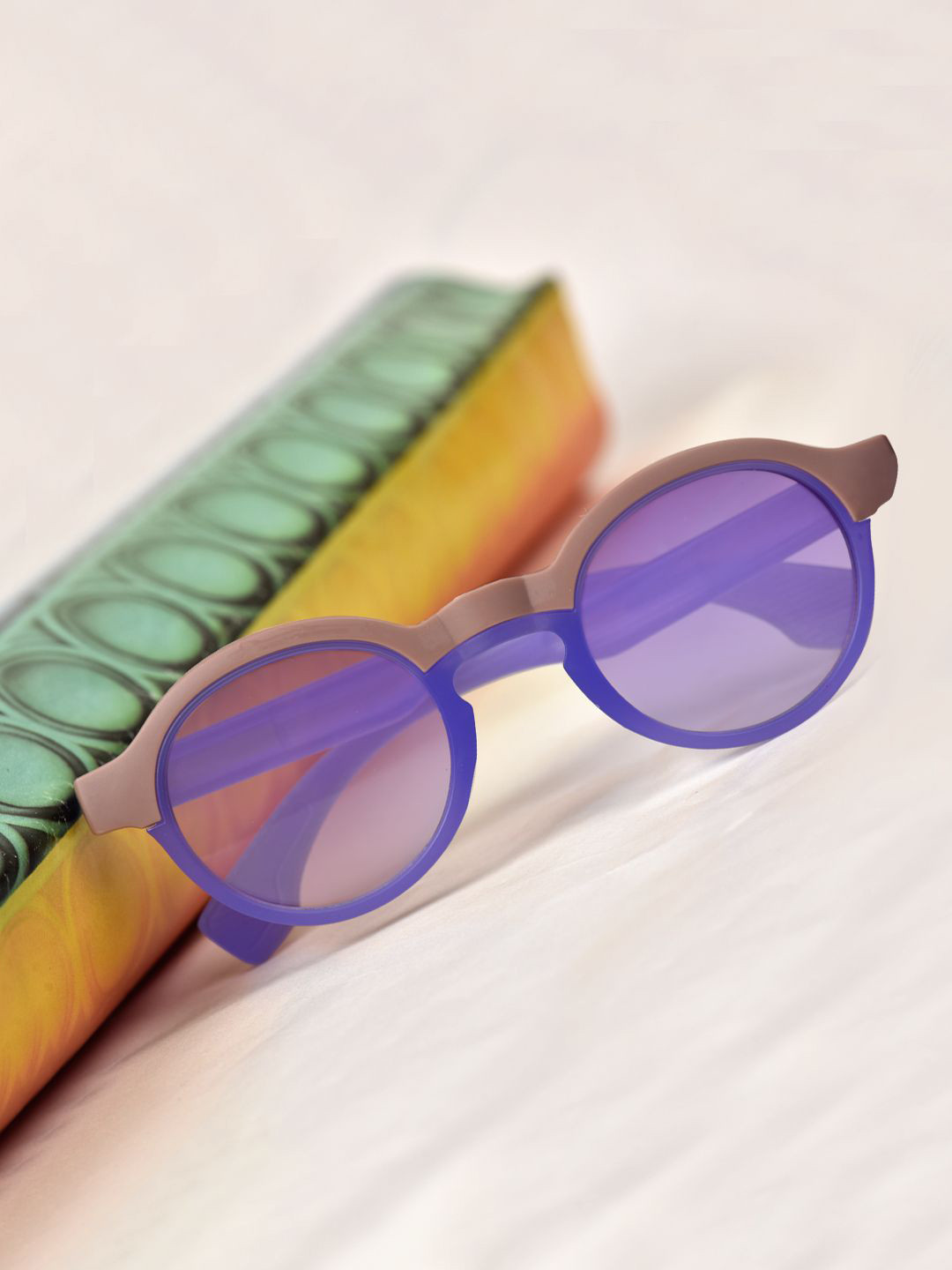 FROGGY Kids Round Sunglasses with UV Protected Lens FGSG-8236A-PR