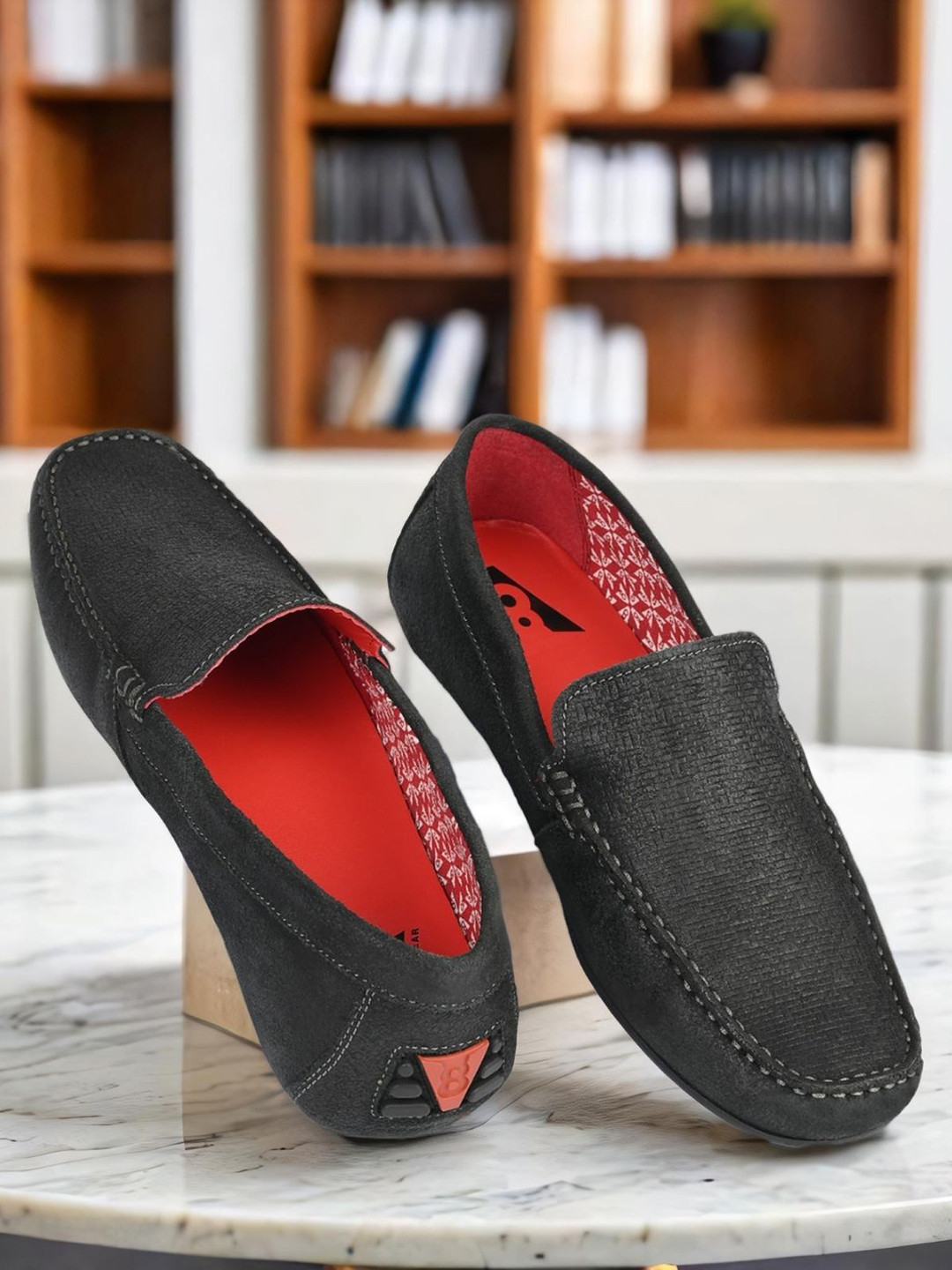 V8 by Ruosh Men Colourblocked Suede Driving Shoes