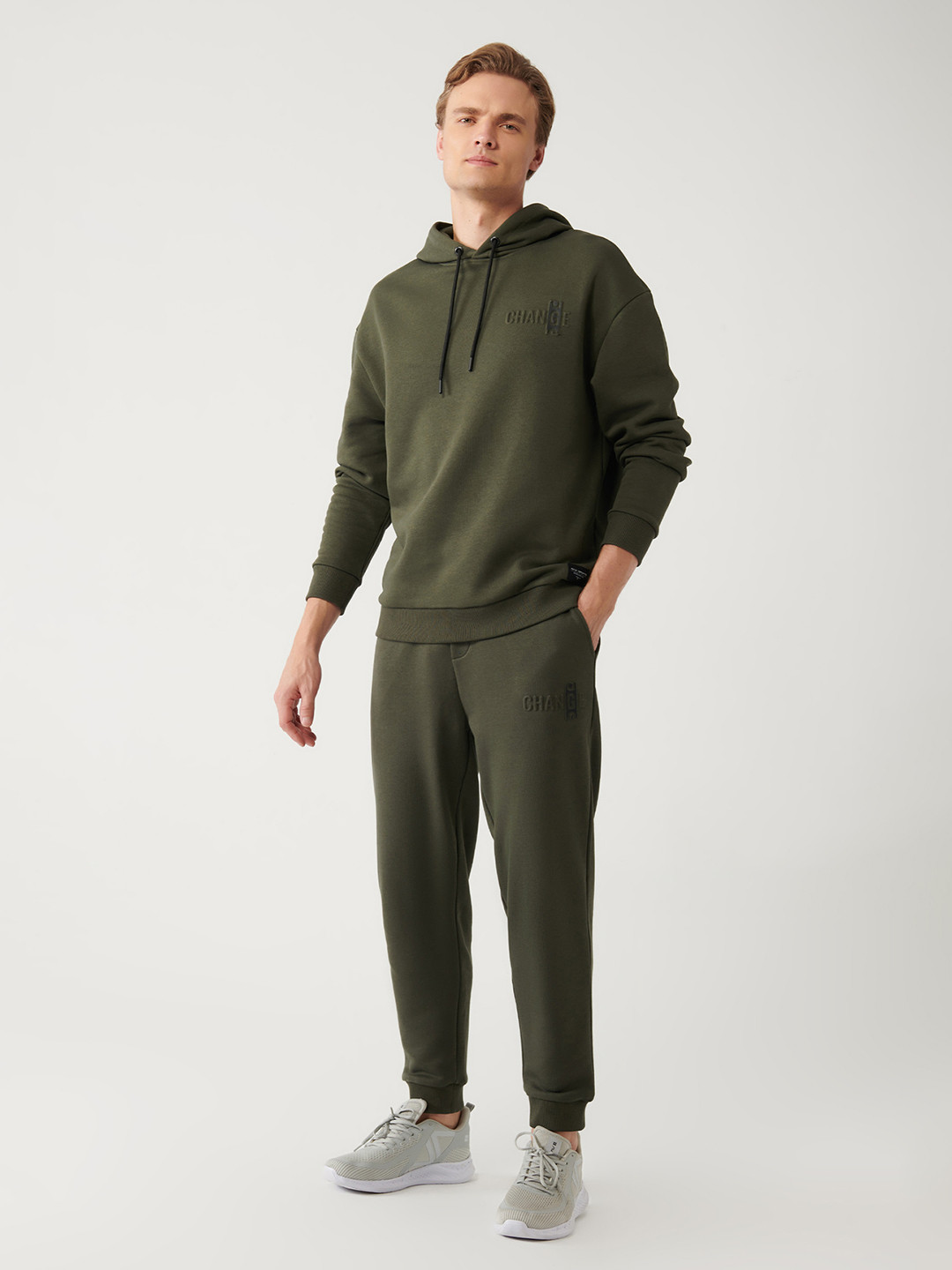 AVVA Men Mid-Rise Joggers