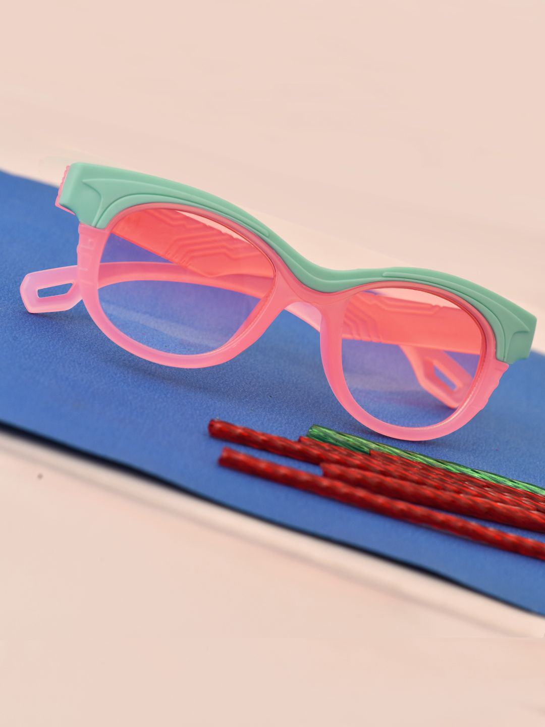 FROGGY Kids Round Sunglasses with UV Protected Lens FGSG-8239A PK