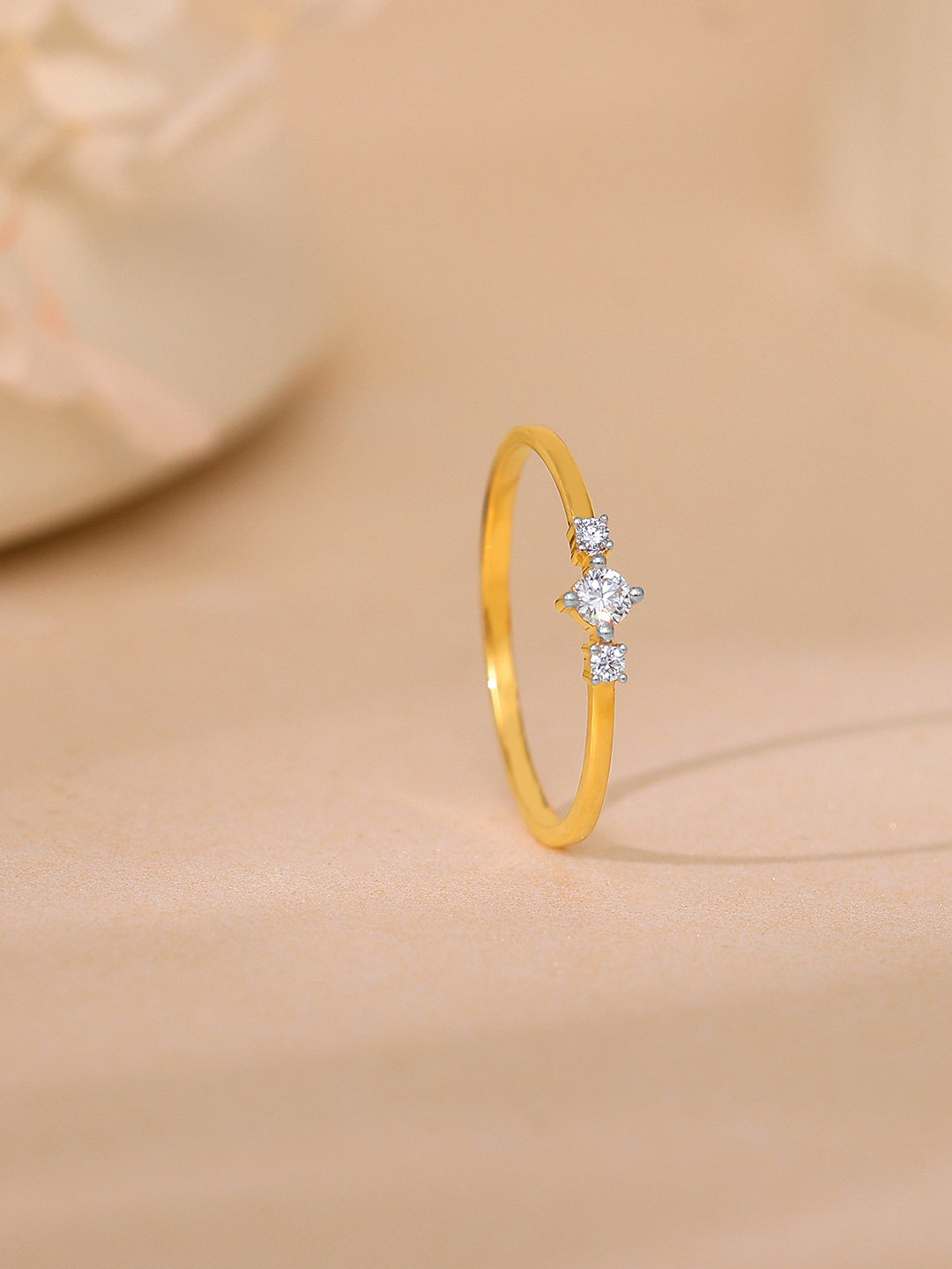 GIVA Women Gold Stunning Beauty Diamond Ring-0.95 gms