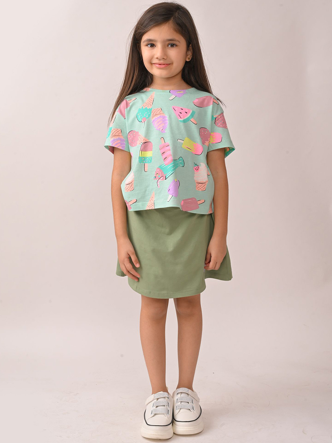Anthrilo Girls Summer Ice Cream Printed Round Neck T-shirt With Skorts