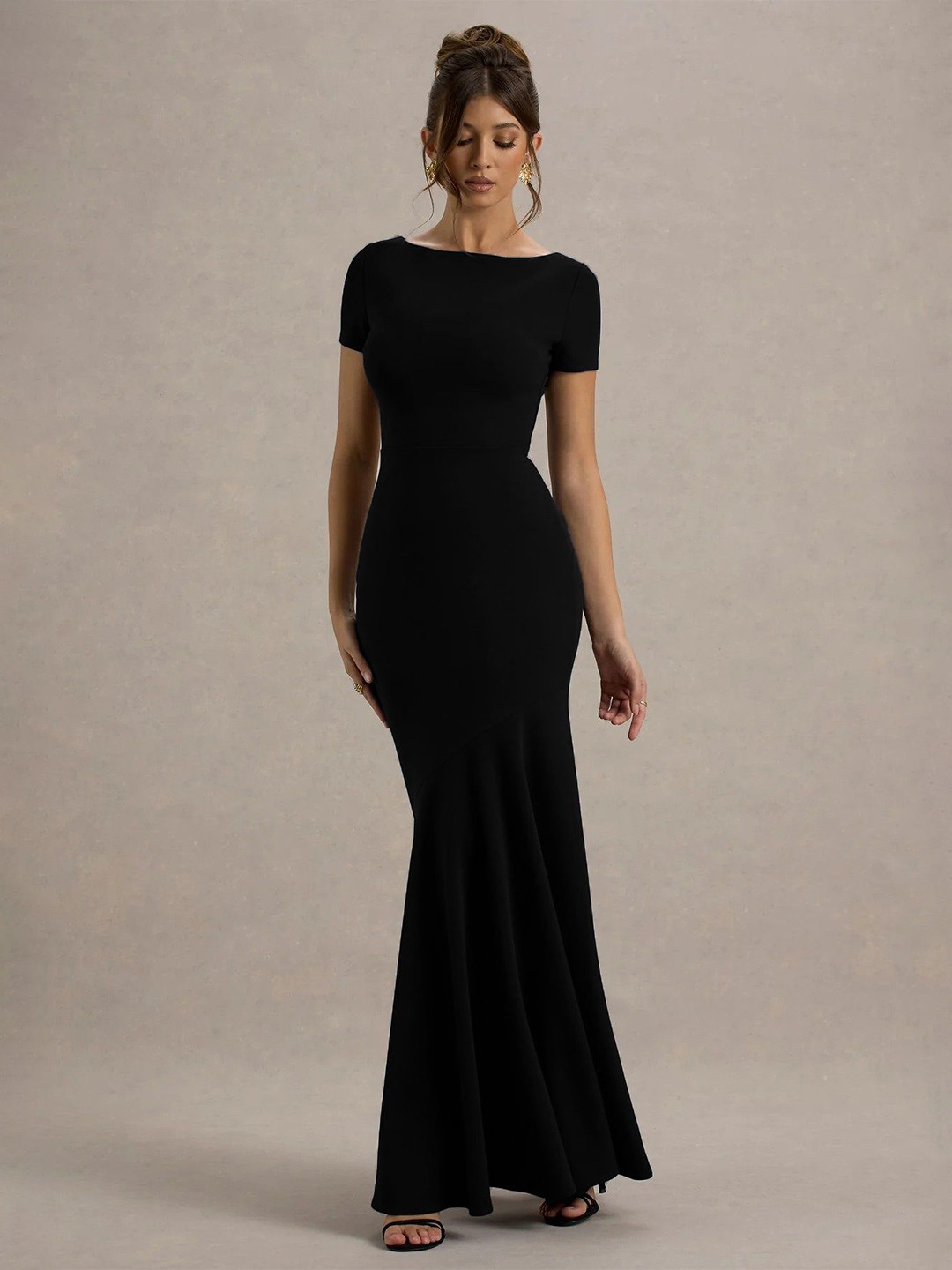 TRAQUILA Boat Neck Bodycon Maxi Dress