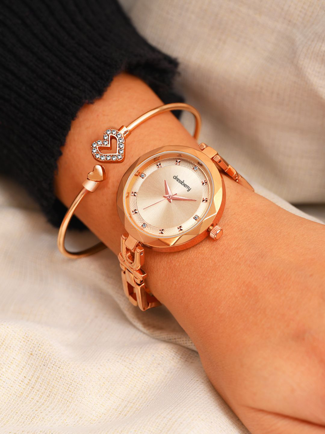 Dressberry Women Embellished Round Dial Analogue Watches Gift Set