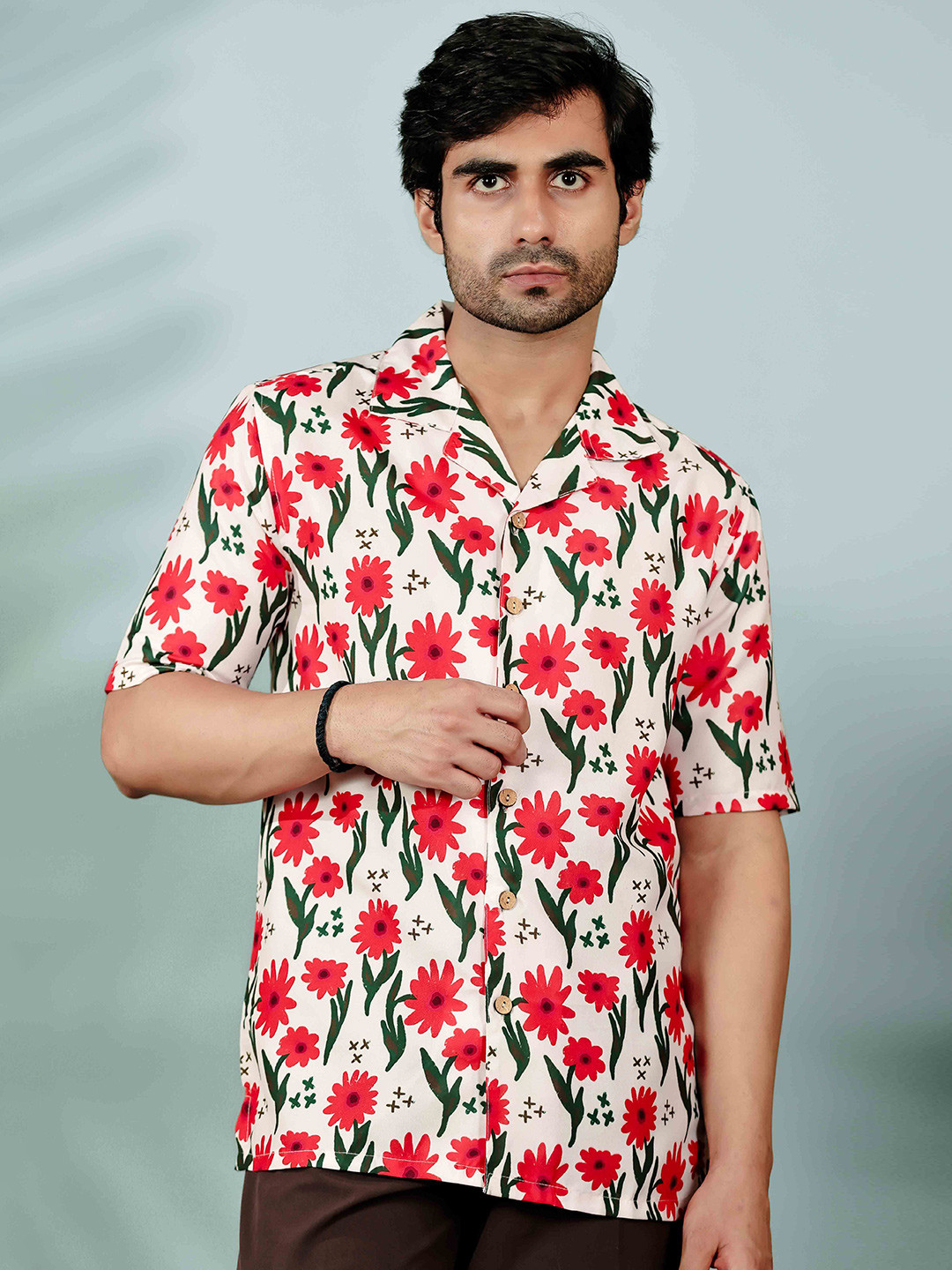 Shortscape Men Standard Relaxed Fit Cuban Collar Floral Printed Casual Shirt