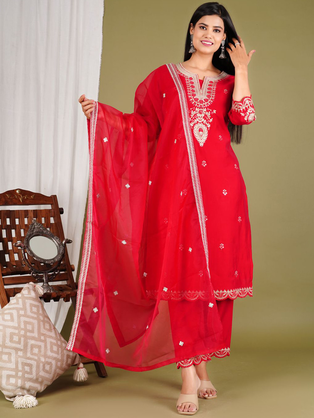 Loyster Floral Embroidered Zari Work Pure Silk Straight Kurta With Trousers & Dupatta