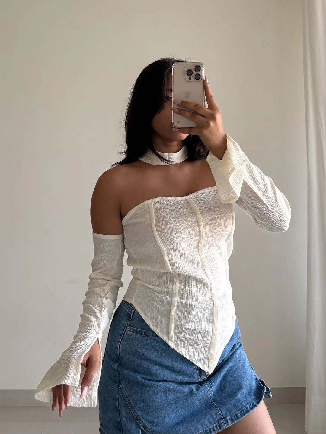 Off Duty India Chic Halter Neck Detachable Sleeves Top