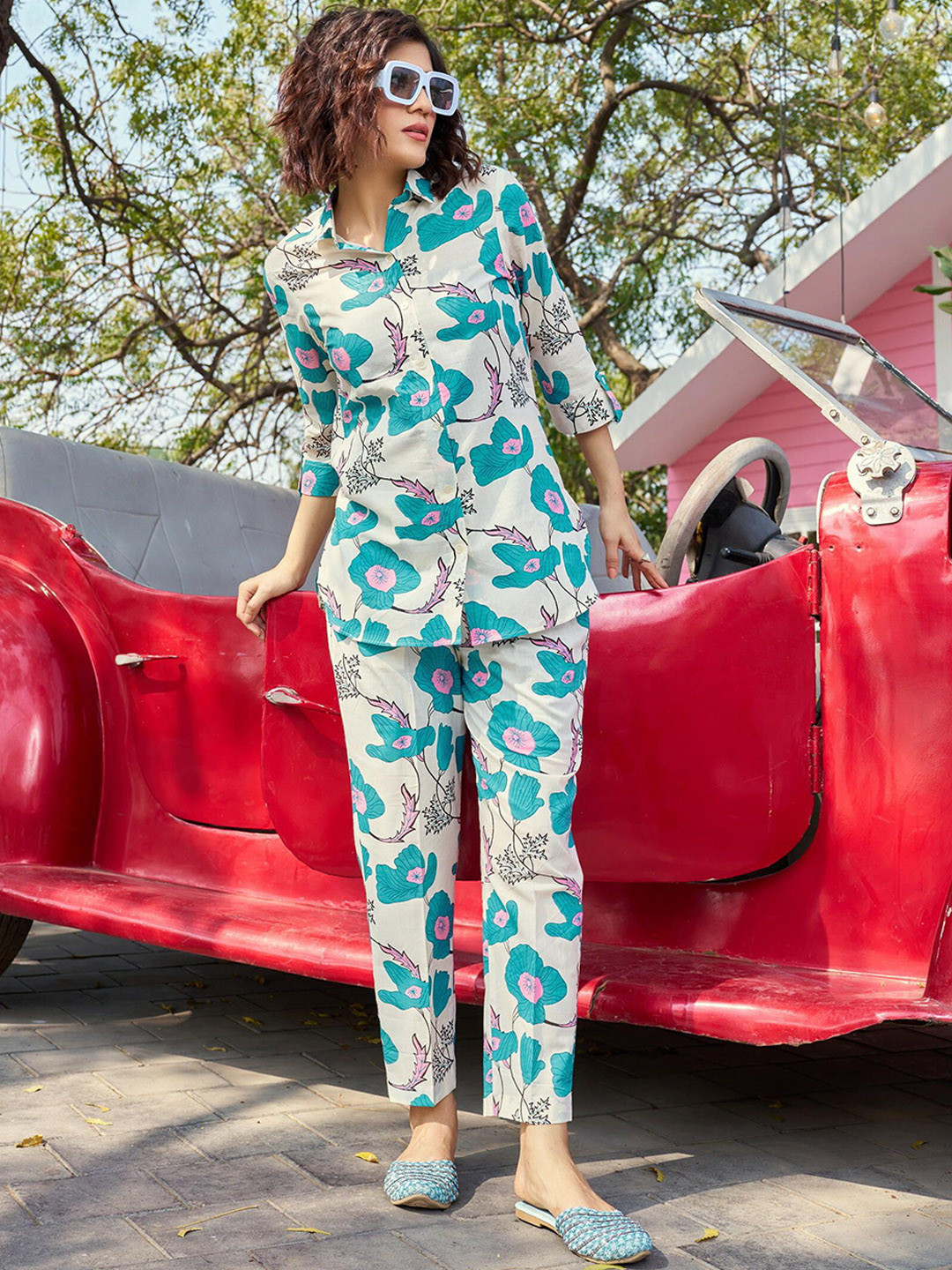 VIBE VISION Floral Printed Three-Quarter Sleeves Pure Cotton Shirt With Trouser