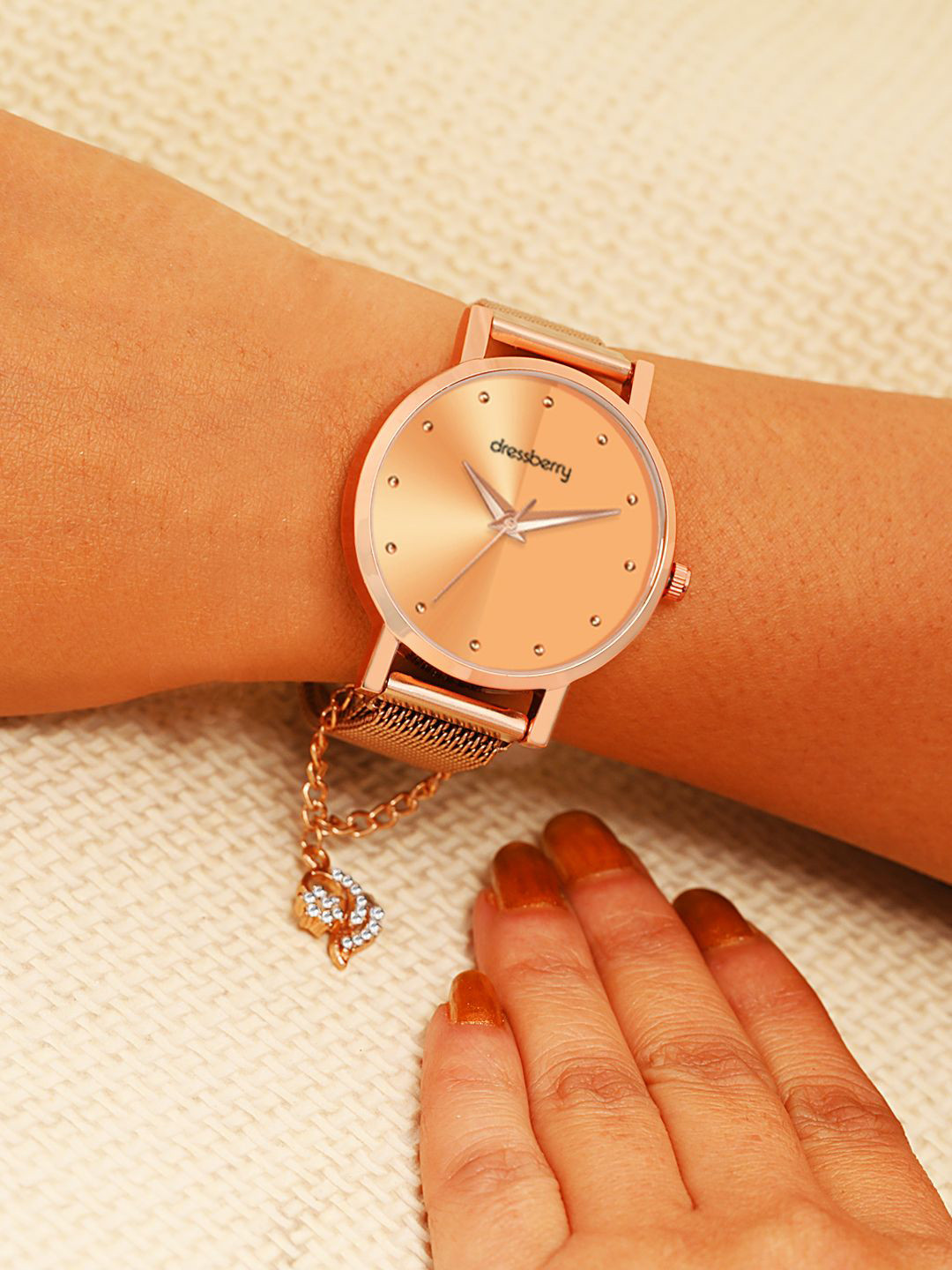 Dressberry Women Analogue Watch With Charm DBSet25 Set Set-34