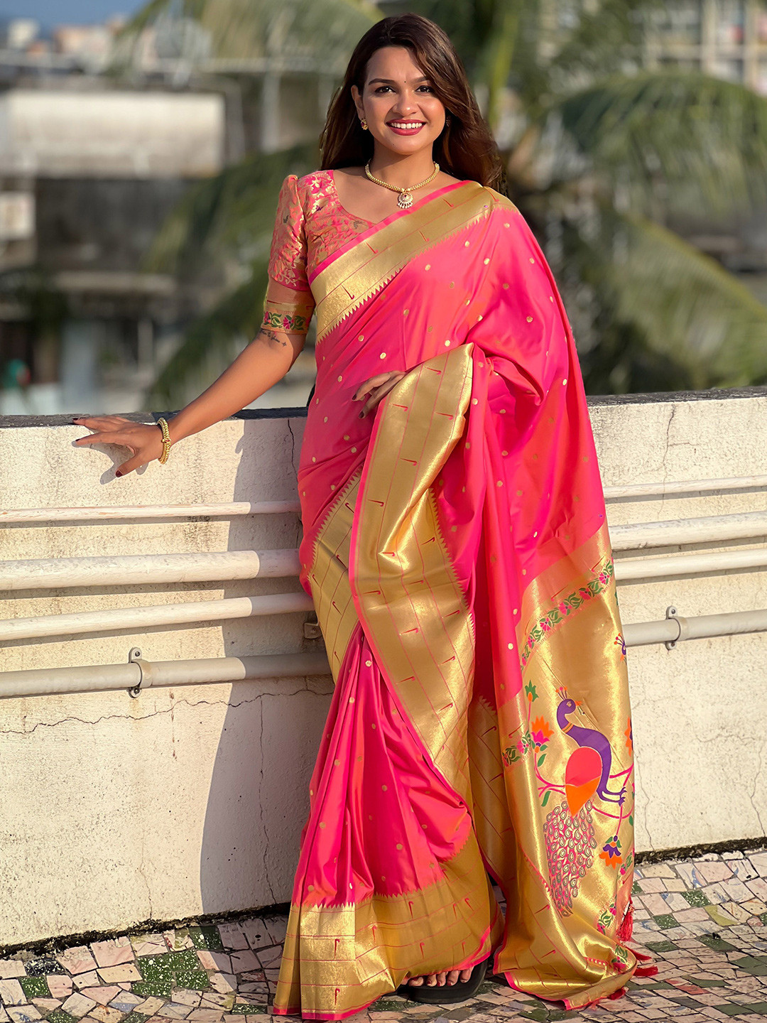Ekta Textiles Women's  Woven Design Zari Paithani Saree