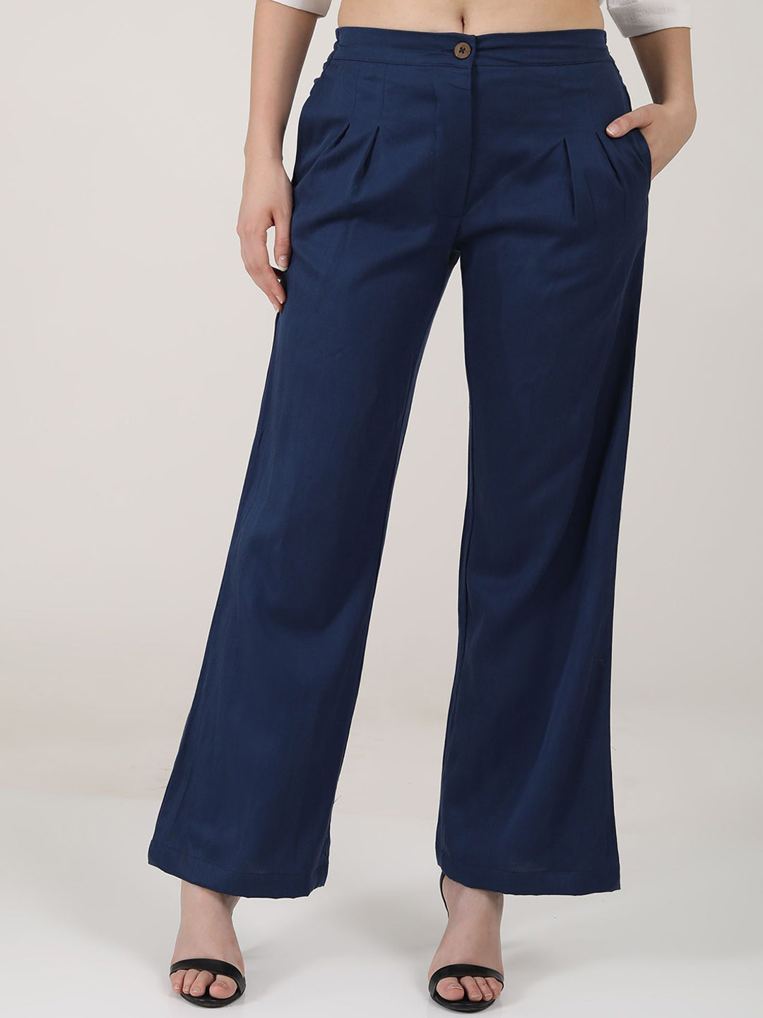 Saltpetre Women Navy Blue Relaxed Fit Mid-Rise Pleated Long Leg Pant Trousers