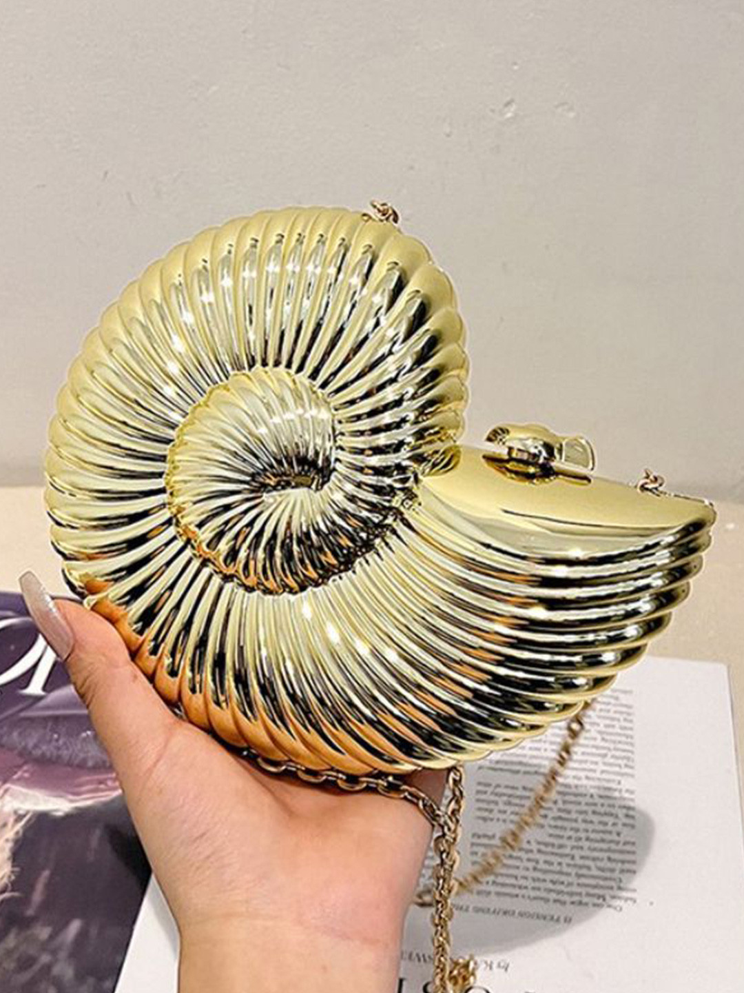 CORSICA Textured Shoulder Strap Sea Shell Shape Box Clutches