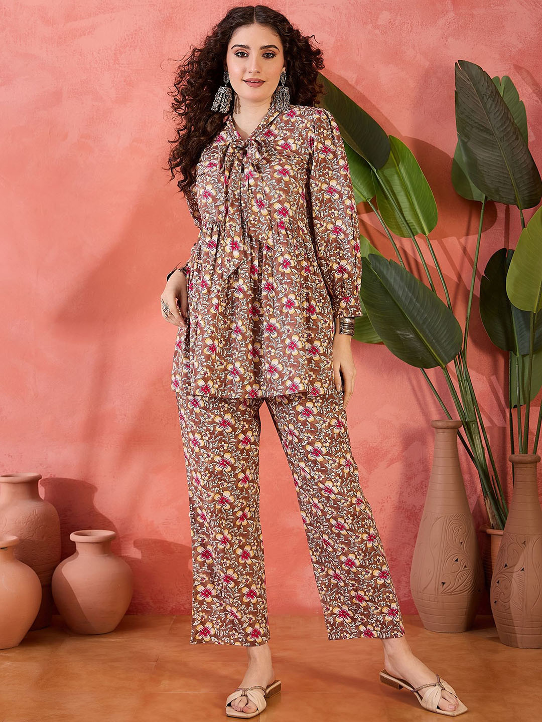 Sangria Floral Printed T-e-Up Neck Pure Cotton Tunic With Trousers