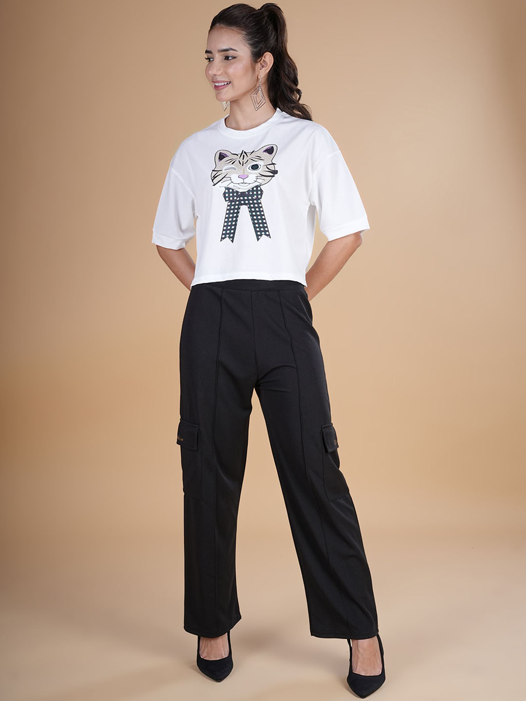 NEYSA Cat Printed Round Neck T-Shirt With Trousers