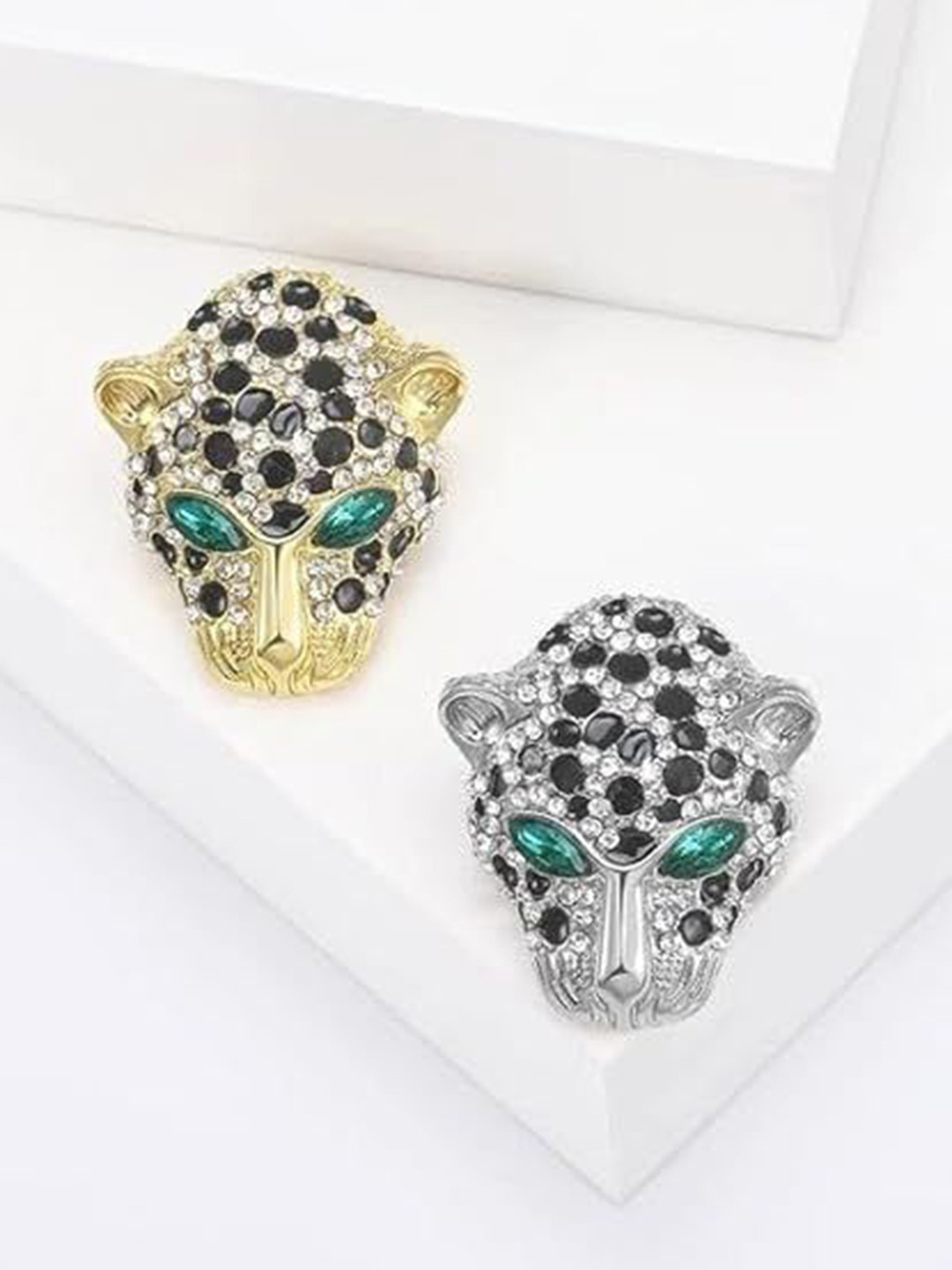 ADORN Unisex Gold Plated Tiger Face-Shaped Wedding Brooch