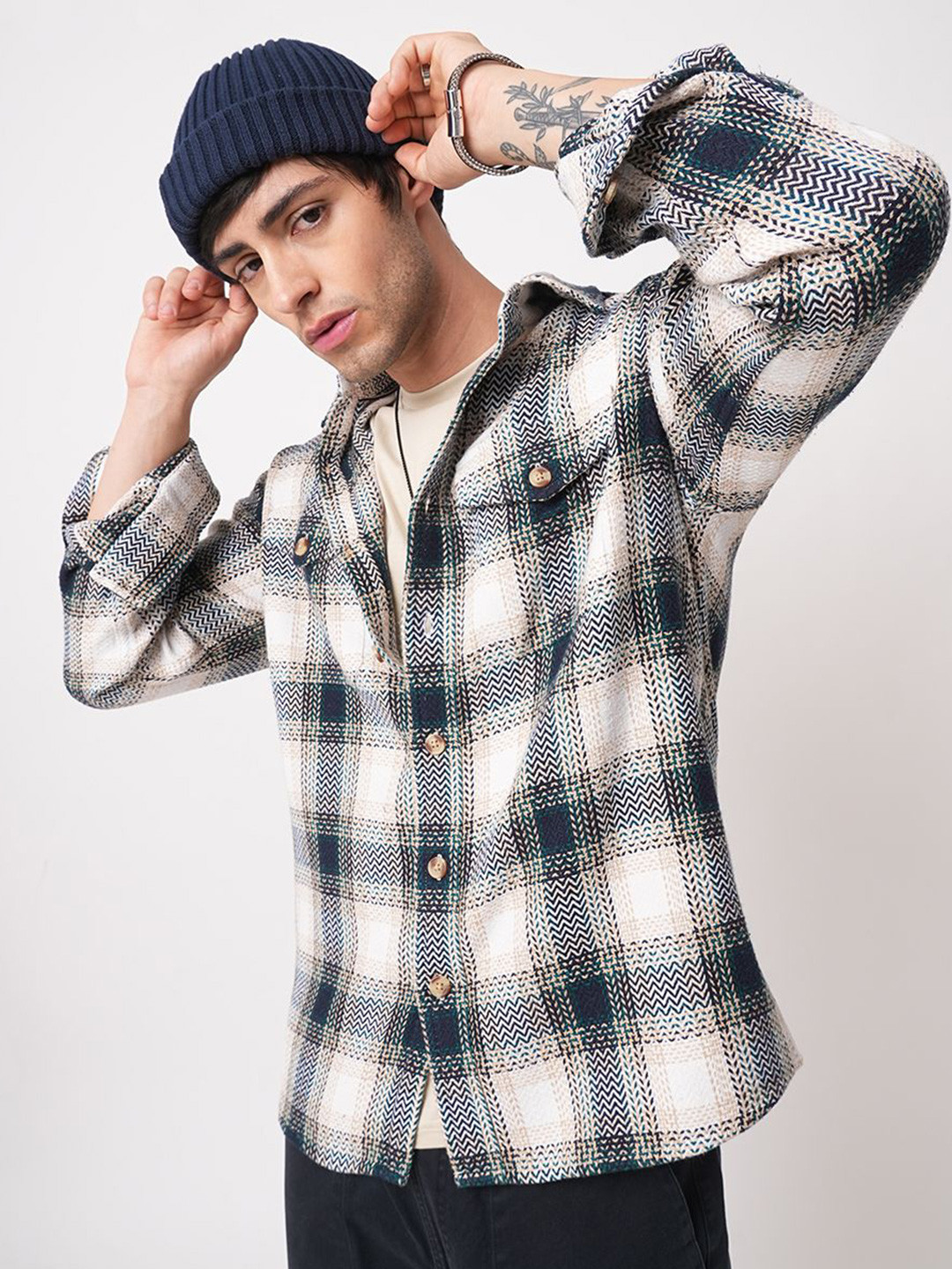 VASTRADO Men Checked Classic Fit Double Pocket Flannel Shirt