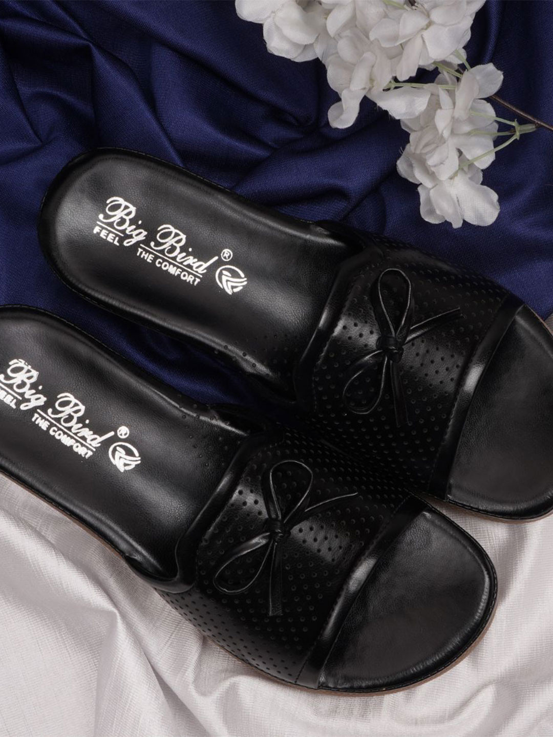 BIG BIRD FOOTWEAR Women Open Toe Flats With Bows