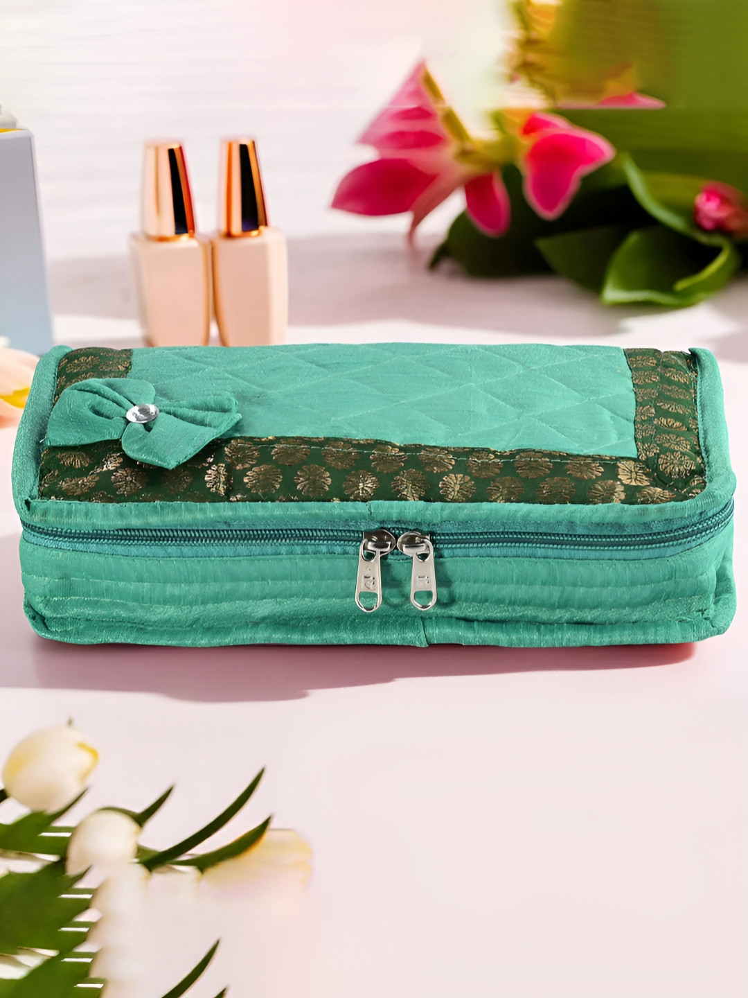 Aura Green and Gold-Toned Printed 7-Compartments Jewellery Organiser