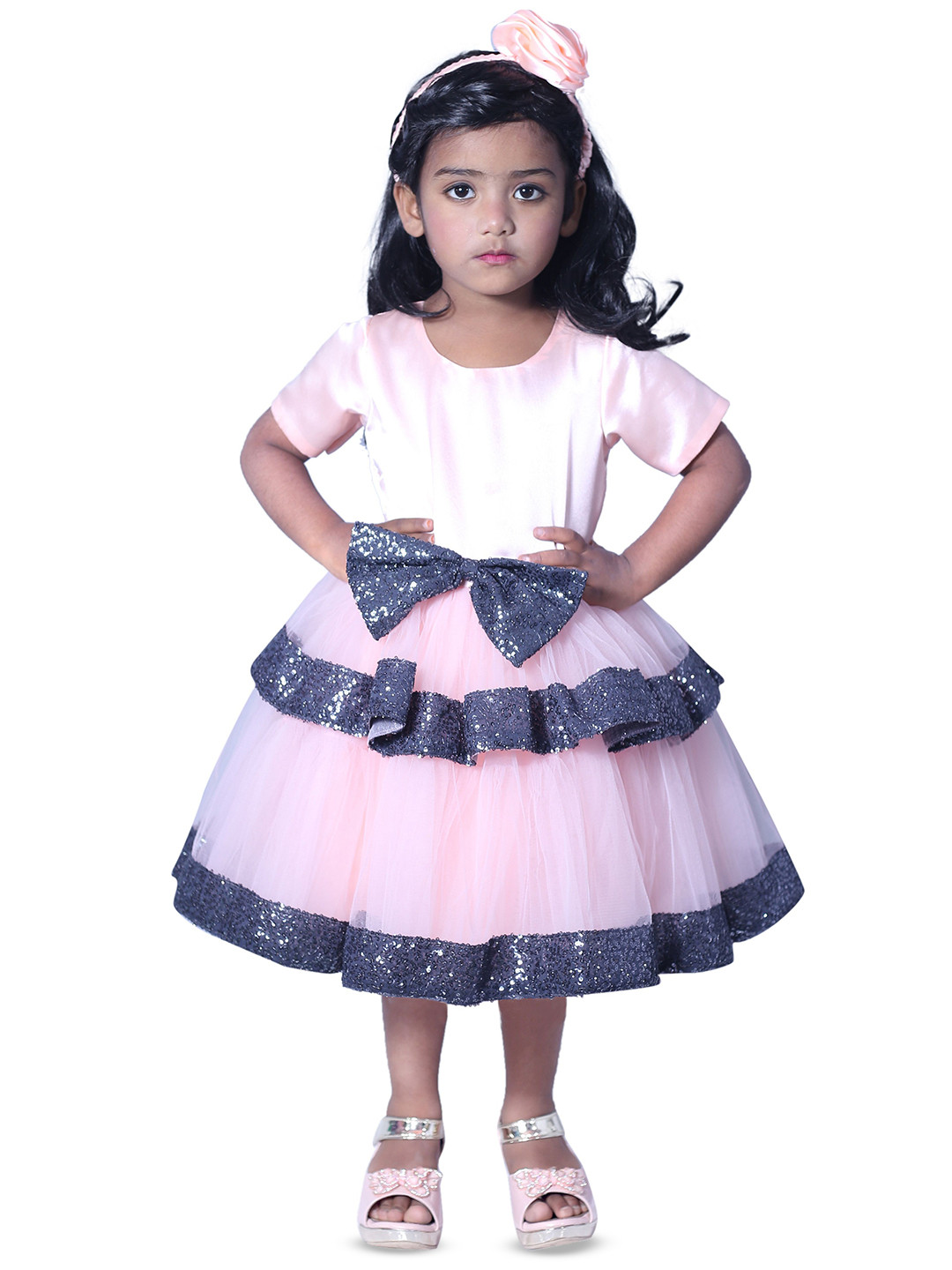 Wow Princess Solid Embellished Round Neck Knee Length Bow Surface Styling A-Line Dress