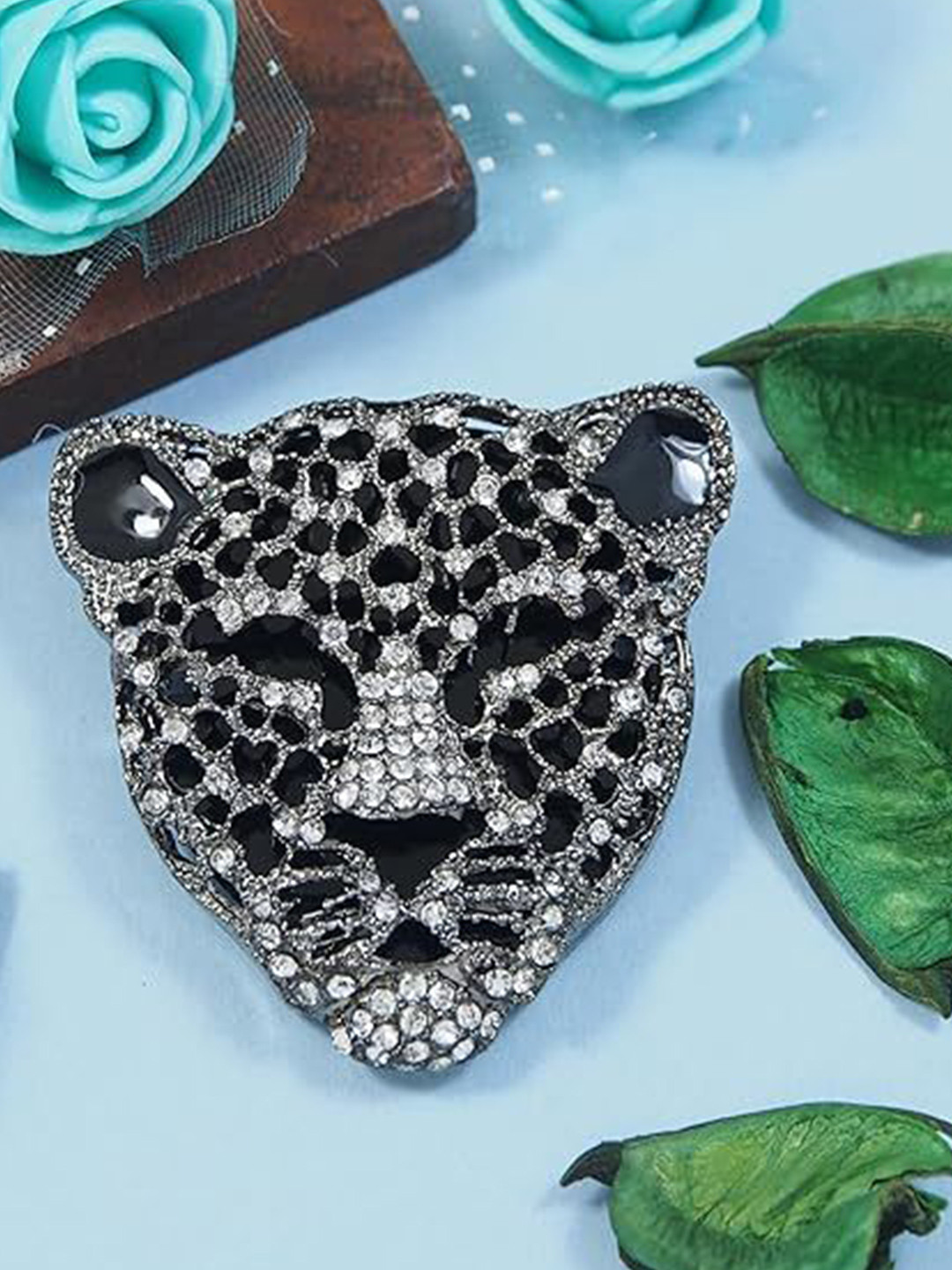 ADORN Unisex Gold Plated Tiger Face-Shaped Wedding Brooch