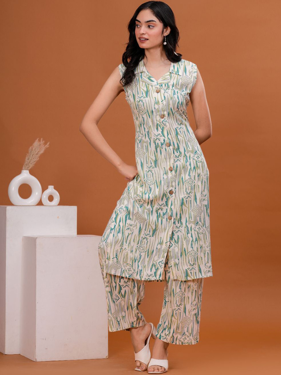 HIGHLIGHT FASHION EXPORT Bandani Block Printed Shirt Collar Tunic With Palazzo