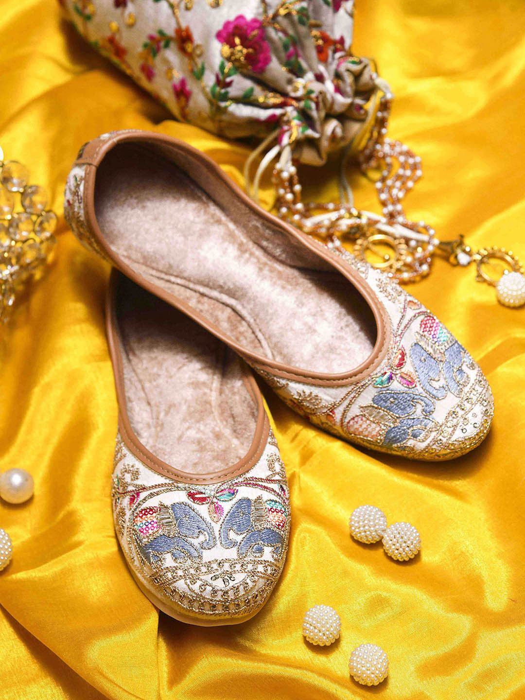 SHOE LAB Women Woven Design Embroidered Slip-On Mojaris Flats