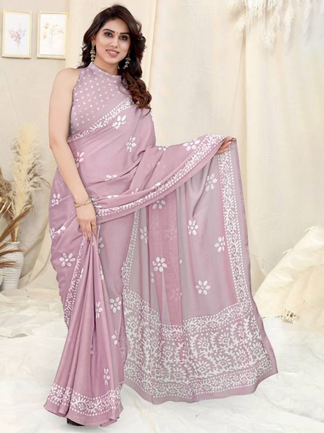 ROOP SUNDARI SAREES Batik Printed Pure Chiffon Saree