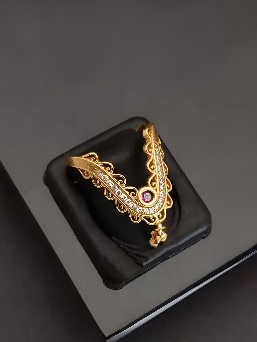 DIMIKI Gold-Plated American Diamonds Studded Vanki Adjustable Finger Ring