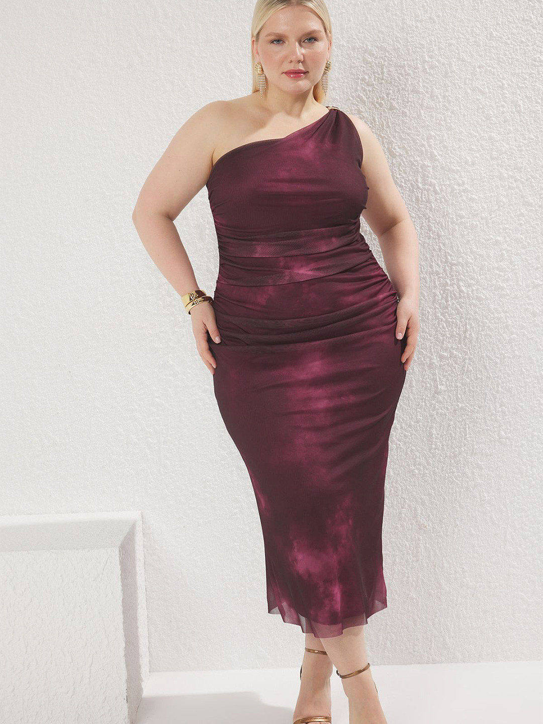 Trendyol Women Plus Size One Shoulder Bodycon Midi Dress