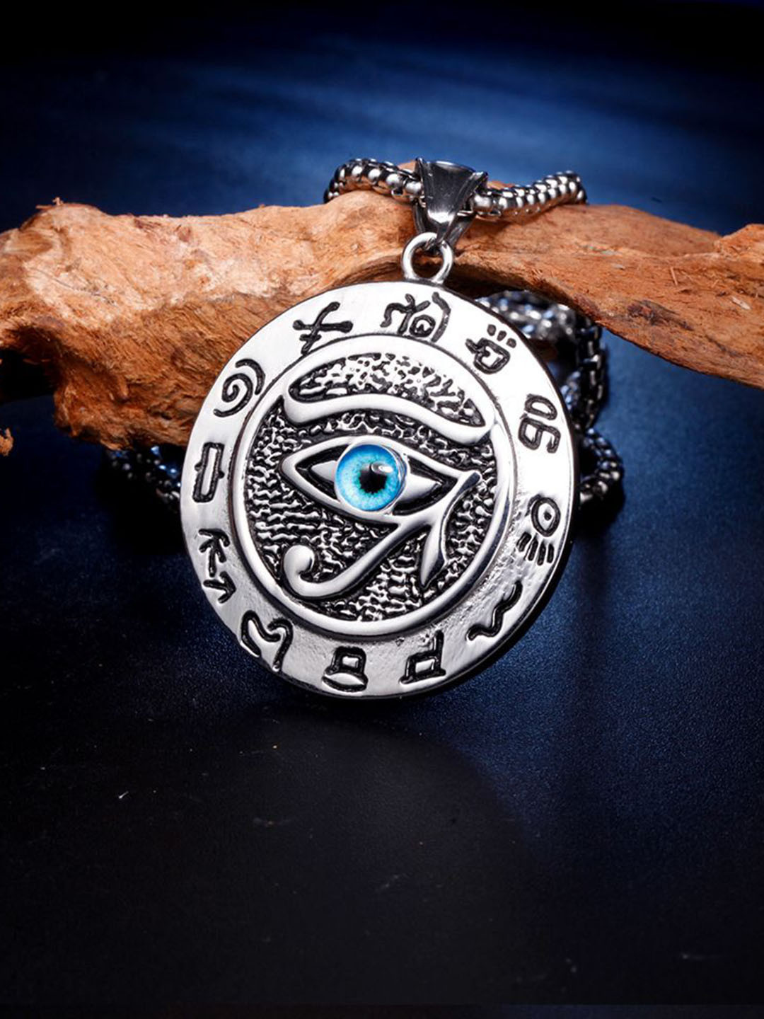 AGARWALPRODUCT Sterling Silver-Plated Ancient Egypt The Eye Of Horus Pendant With Chain
