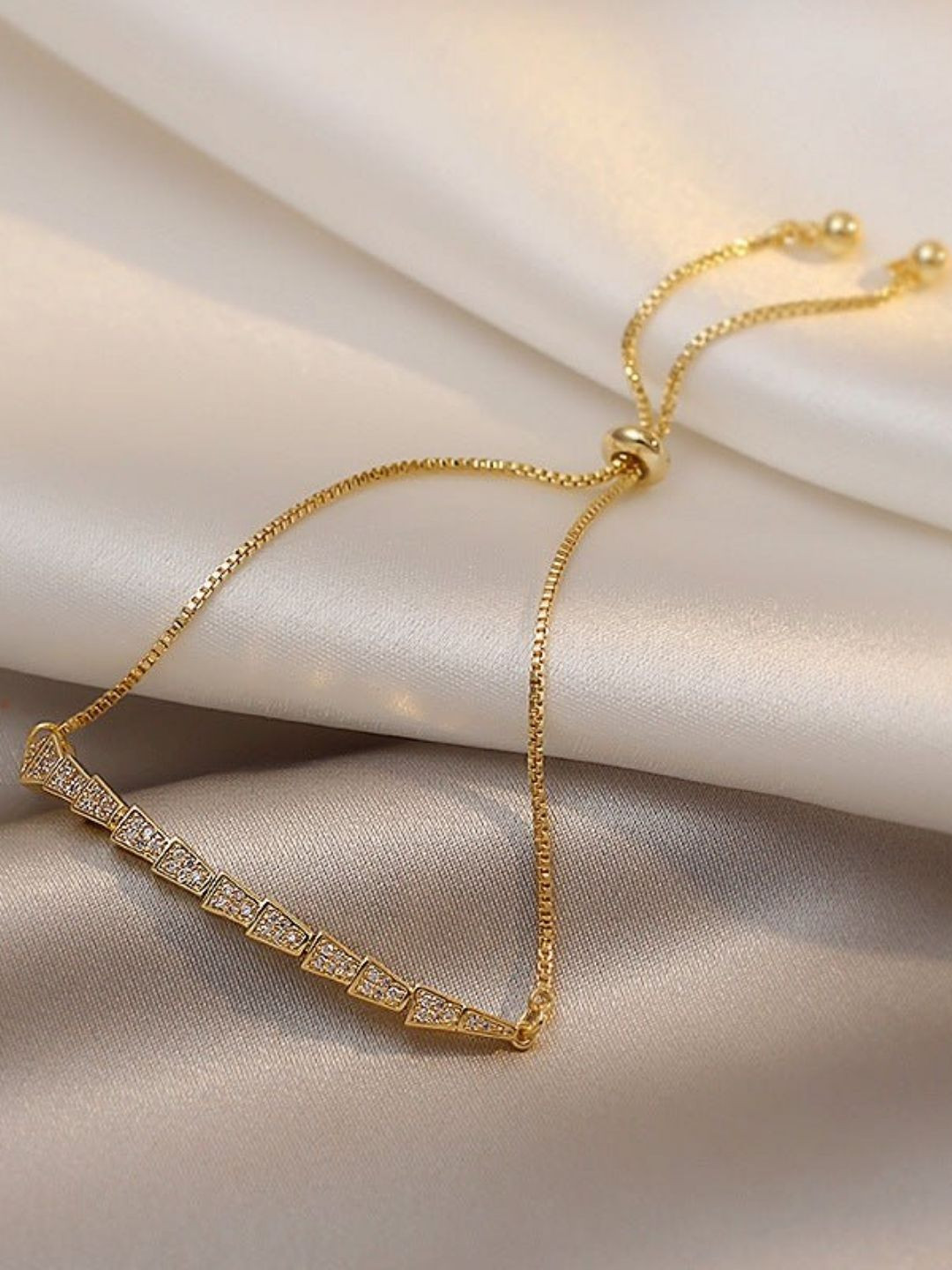 FAB COUTURE Gold-Plated Minimal Shimmer Link Bracelet