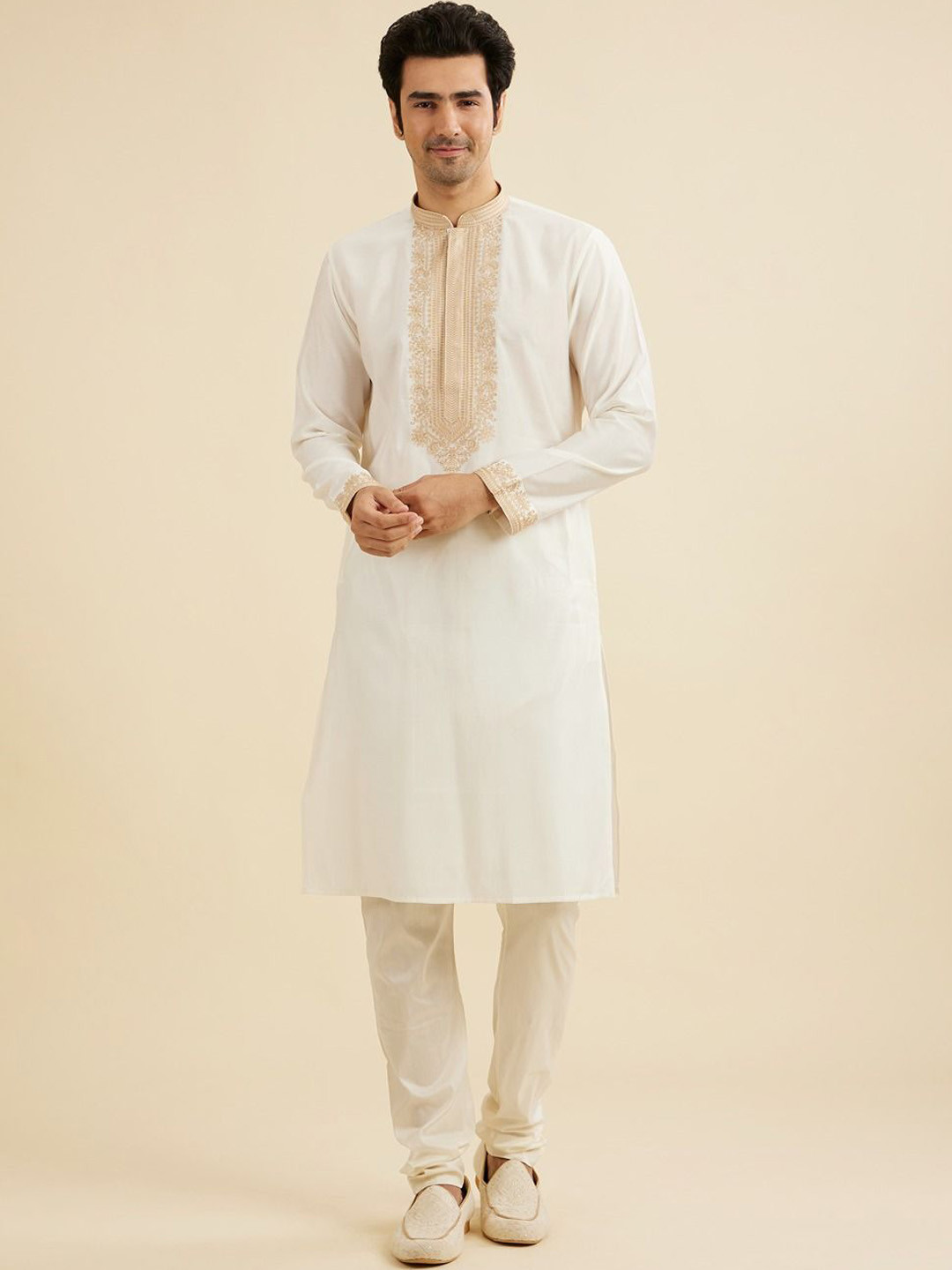 Manyavar Floral Embroidered Mandarin Collar Straight Kurta With Churidars