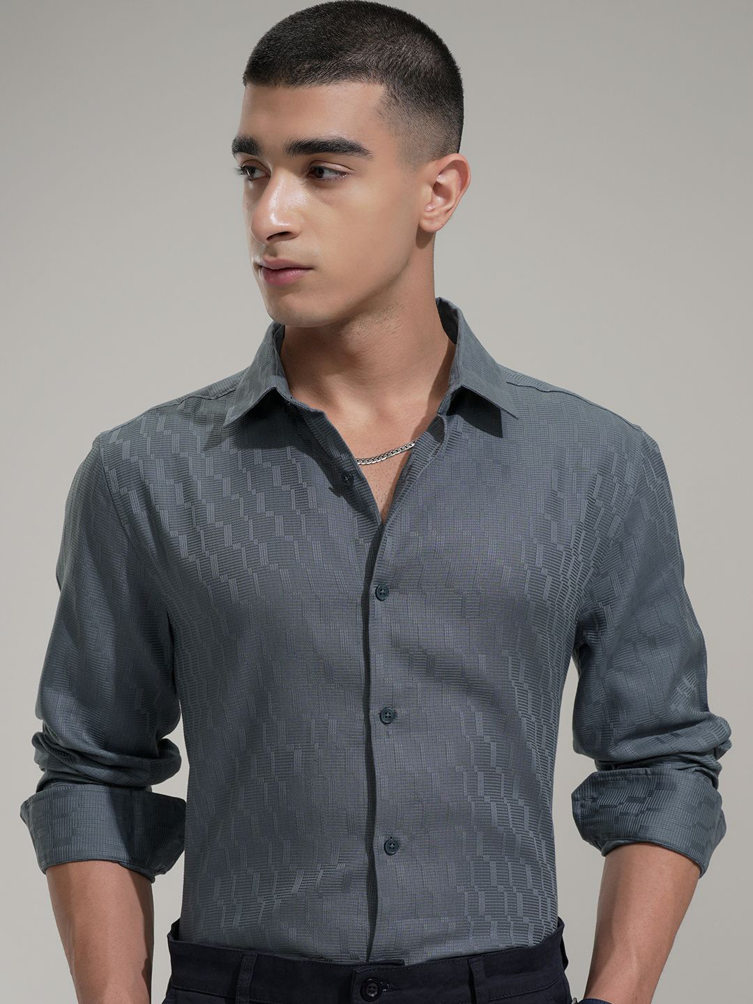 HIGHLANDER Men Comfort Fit Spread Collar Textured Cotton Casual Regular Fit Shirt