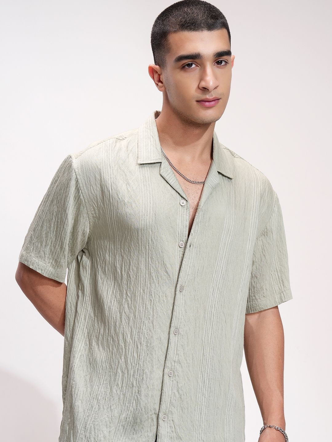 HIGHLANDER Men Textured Comfort Relaxed Fit Casual Shirt