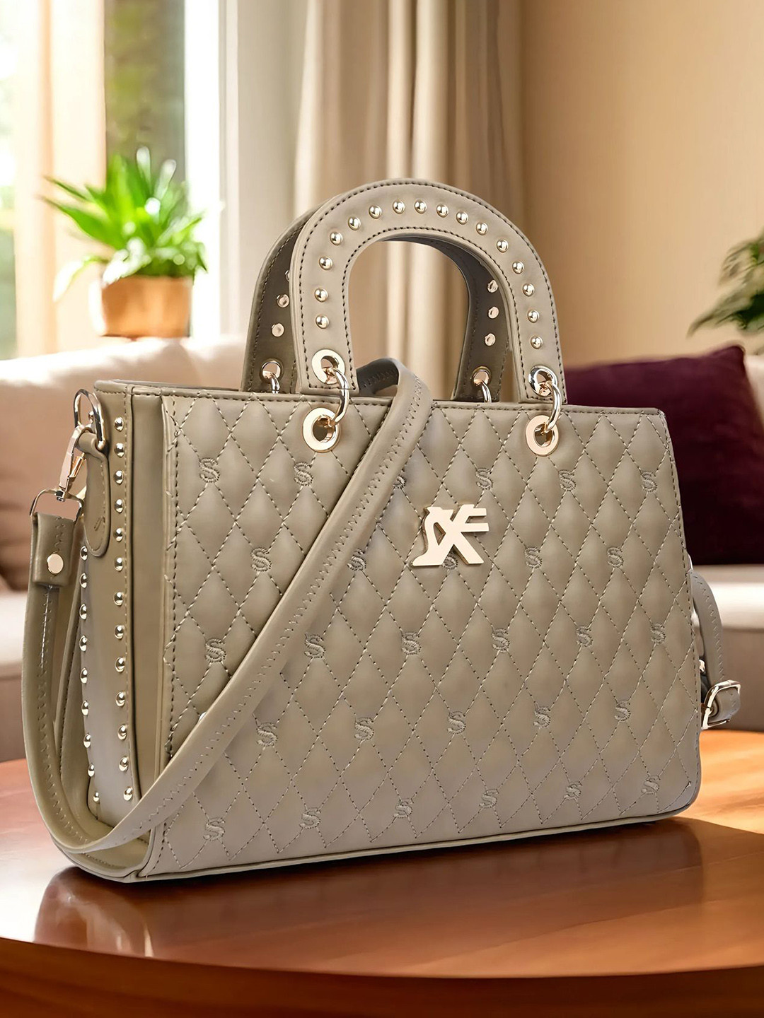 Speed X Fashion Women Textured Structured Leather Handheld Bag