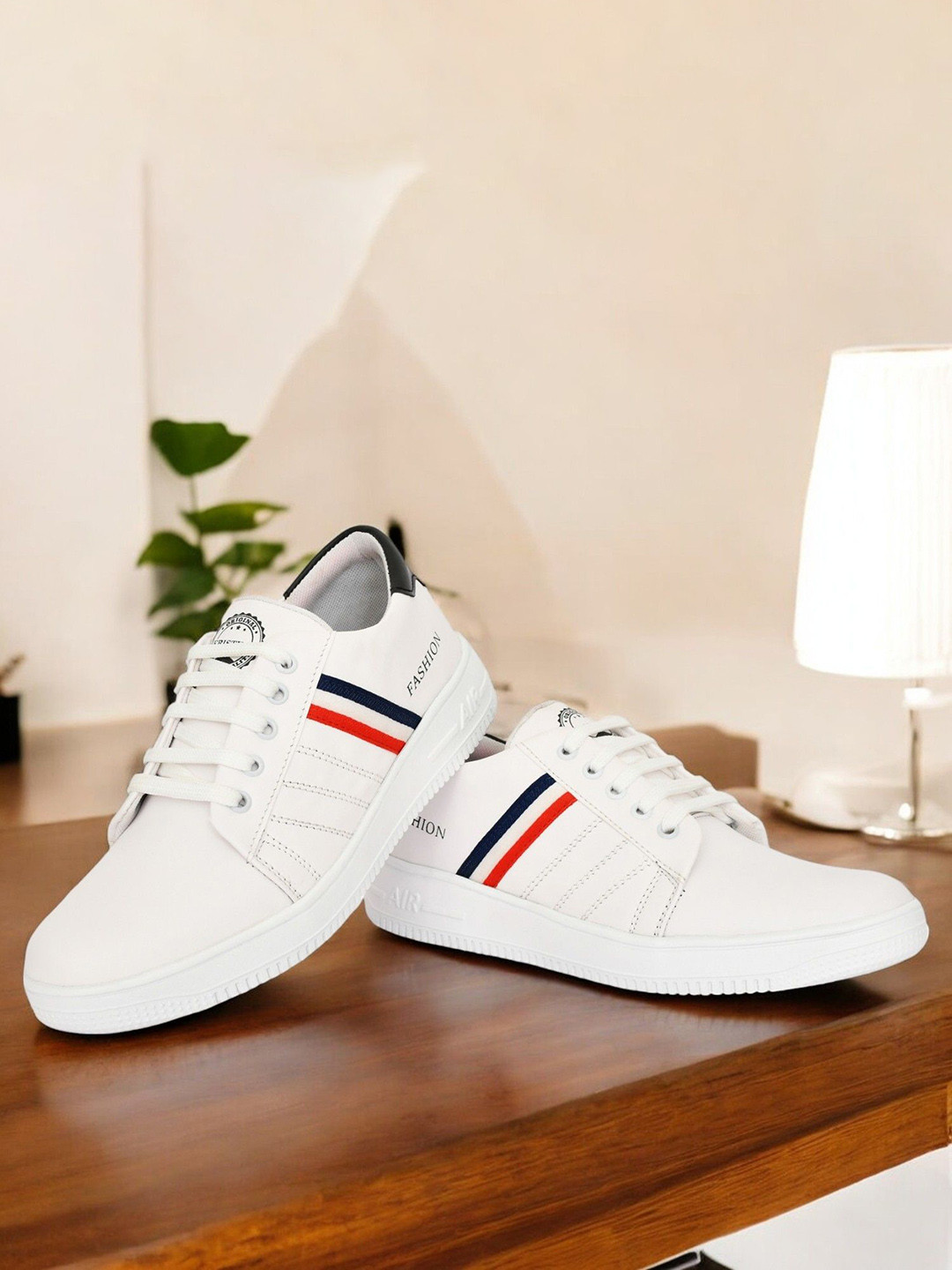 Eristine Men Round Toe Lace-Ups Comfort Insole Sneakers