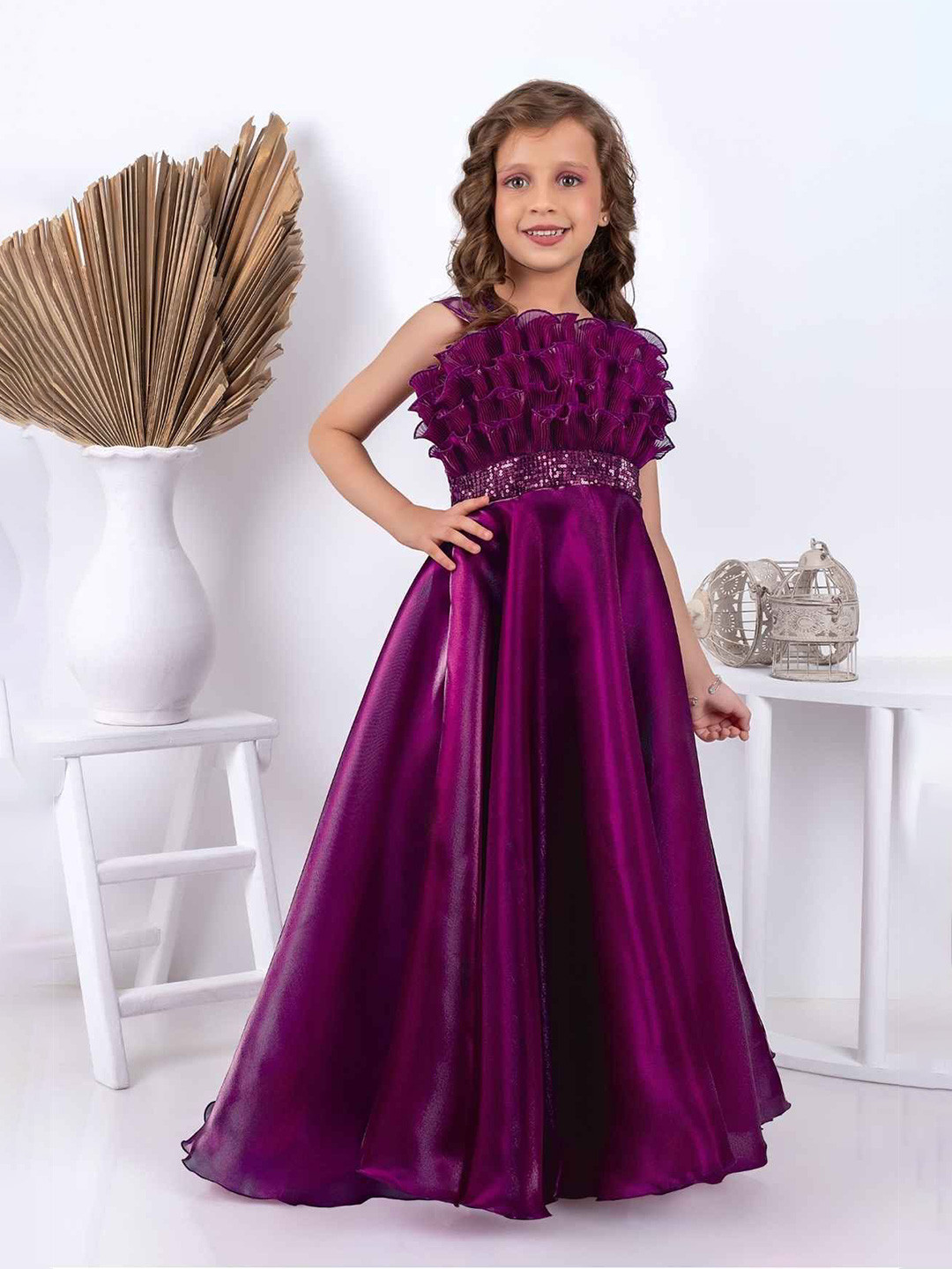 Lagorii Girls Designer Sequins Work Party Wear Gown