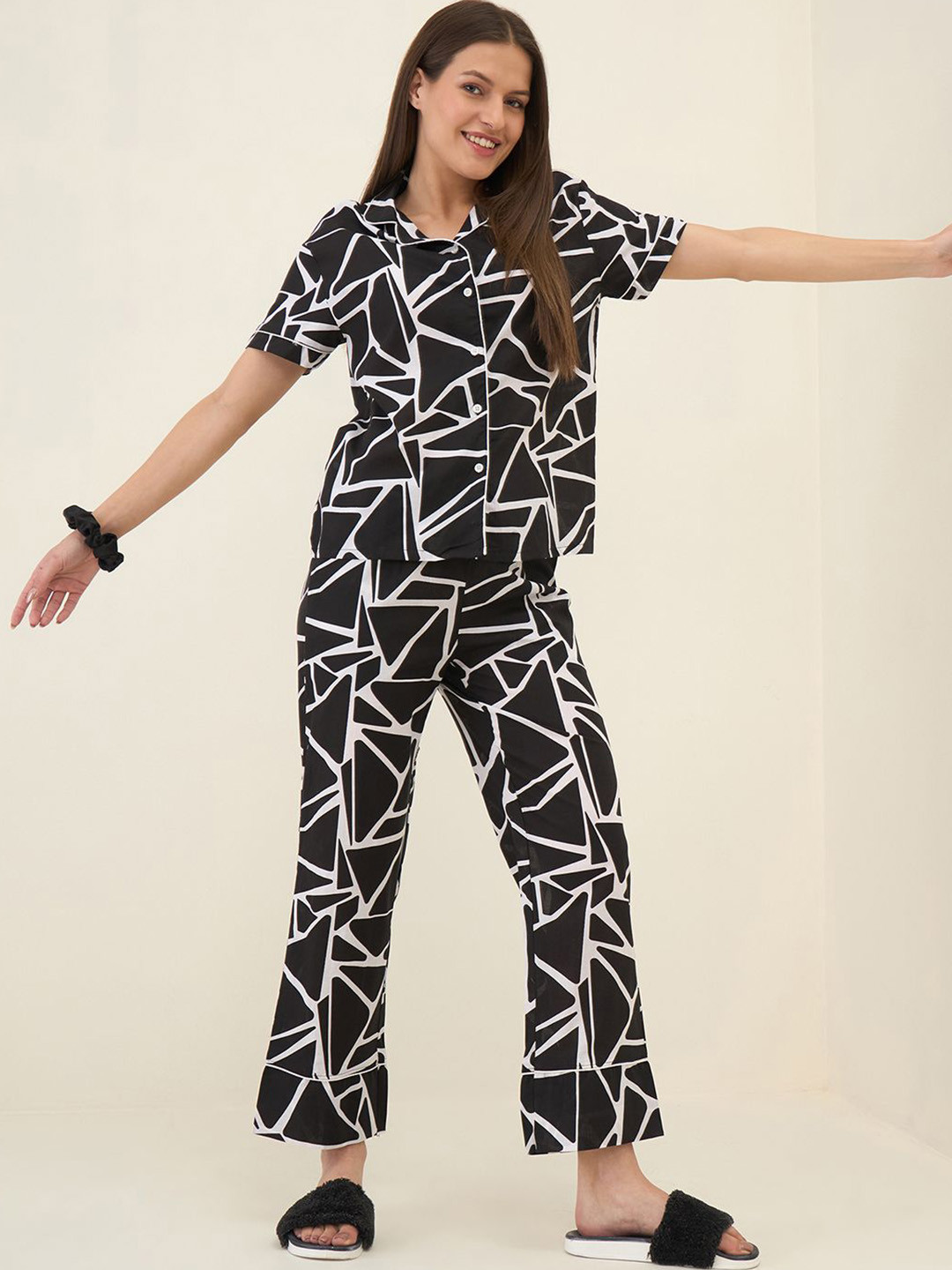 Sweet Dreams Women Geometric Printed Pure Cotton Night suit