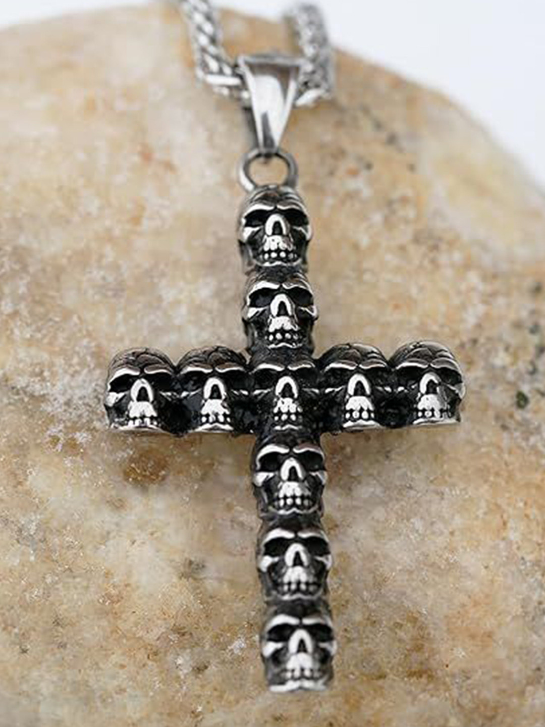The Roadster Lifestyle Co Men Stainless Steel Silver-Plated Skeleton Pendant With Chain