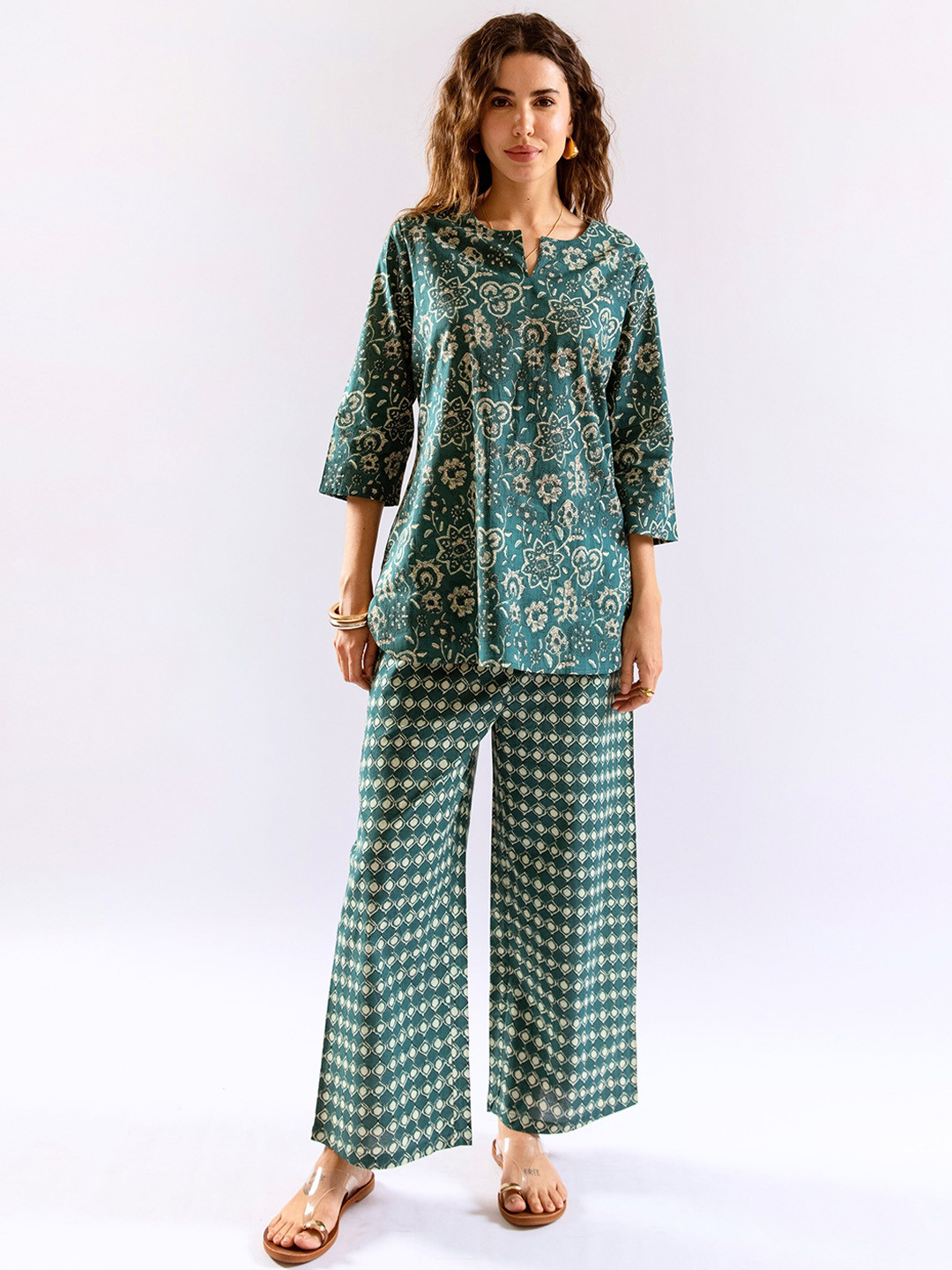 FEATHERS CLOSET Botanical Jaal Pure Cotton Round Neck Co-Ord Set