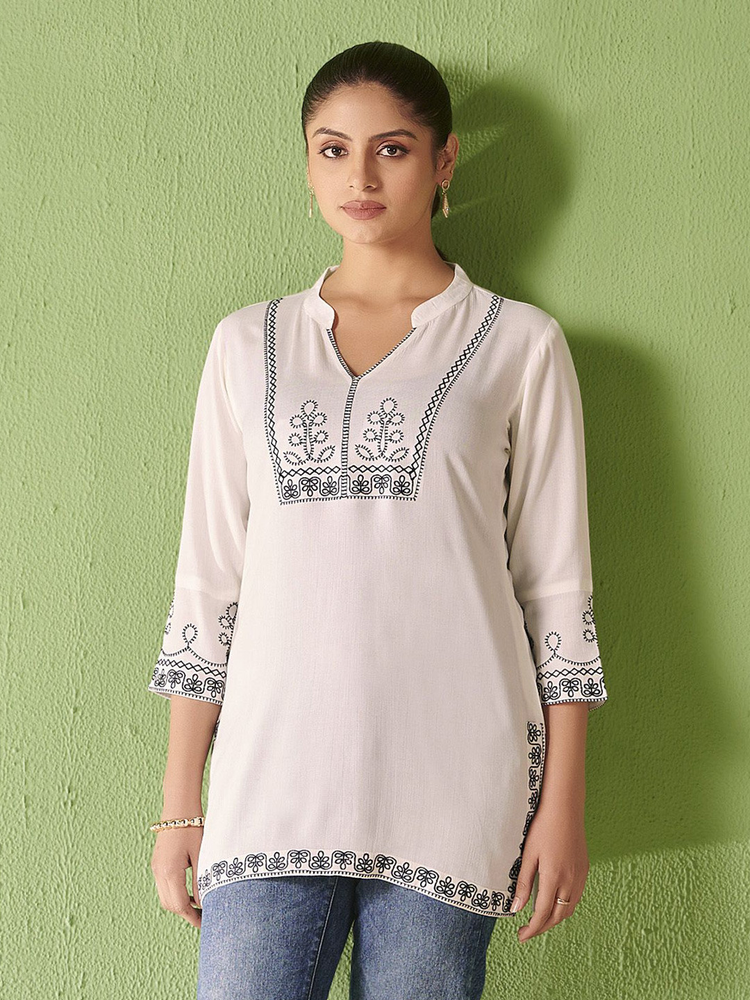 Anouk Women Embroidered Mandarin Collar Side Slits Kurti