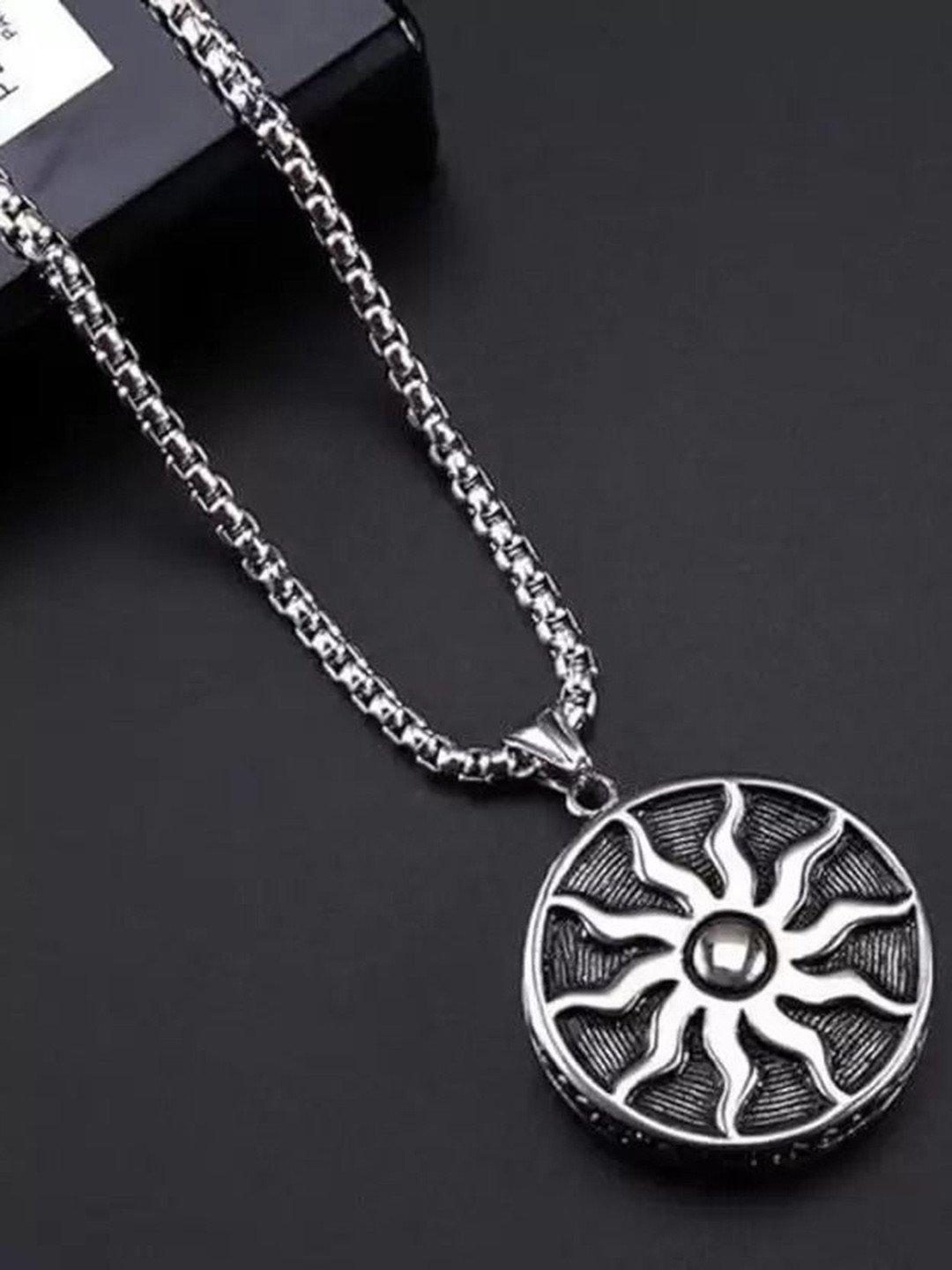 AGARWALPRODUCT Sterling Silver-Plated Flower Sun Pendant With Chain